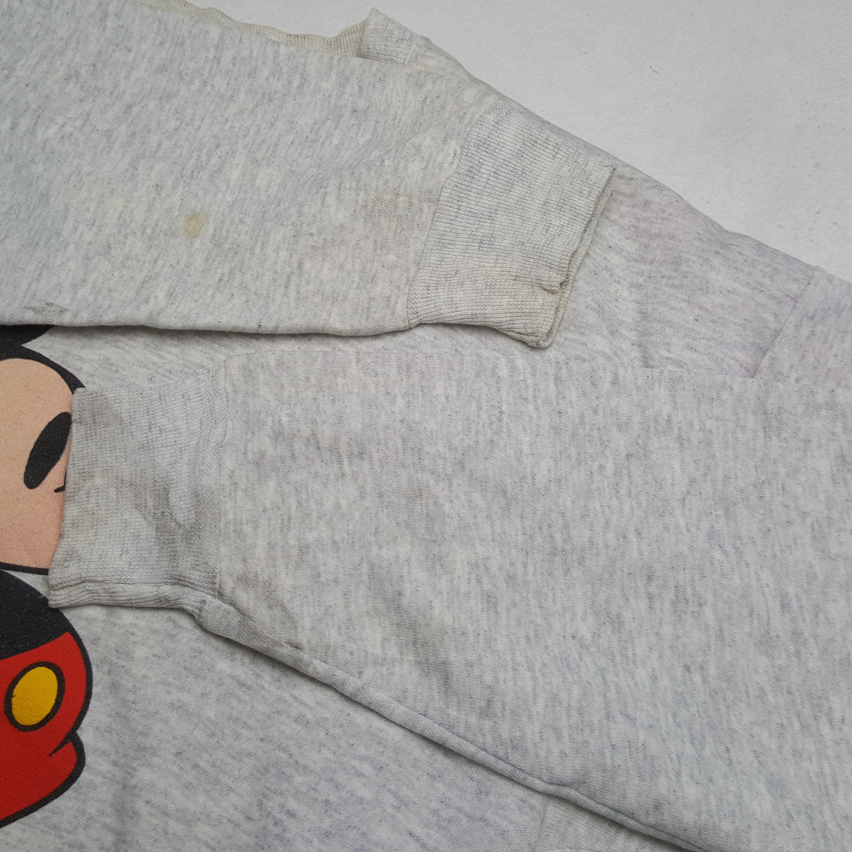 Disney Mickey Mouse Disney Character Vintage Sweatshirt RR6 Size US L / EU 52-54 / 3 - 8 Thumbnail