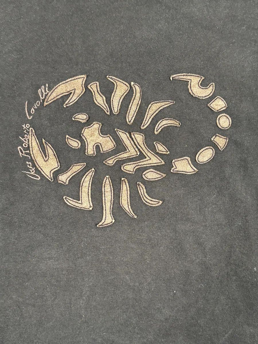 Roberto Cavalli 2000s Cavalli Black Tribal Scorpio T-Shirt Size US M / EU 48-50 / 2 - 7 Thumbnail