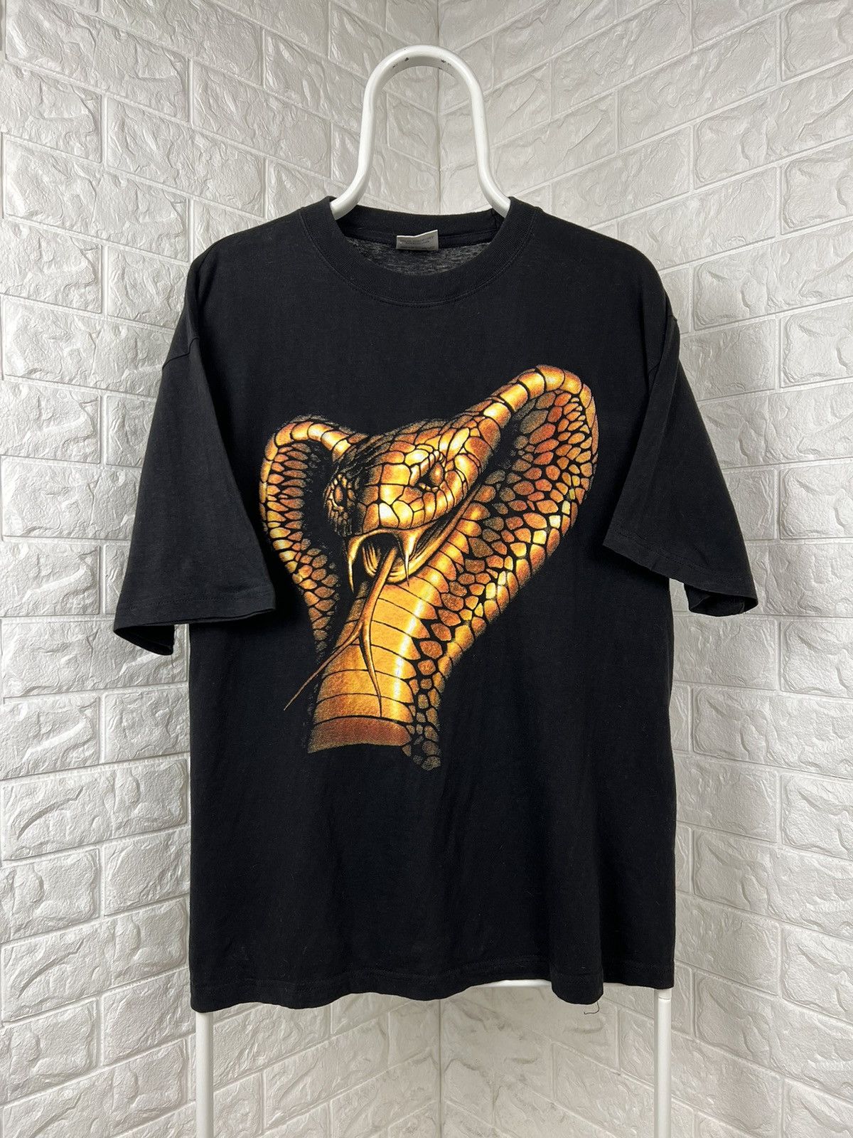 Vintage Vintage Cobra Big Logo Tee Size US L / EU 52-54 / 3 - 1 Thumbnail