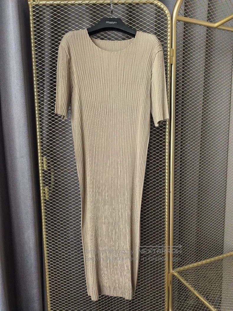 Issey Miyake Issey Miyake Main Line Toothpick Pleated Dress Size L / US 10 / IT 46 - 1 Thumbnail