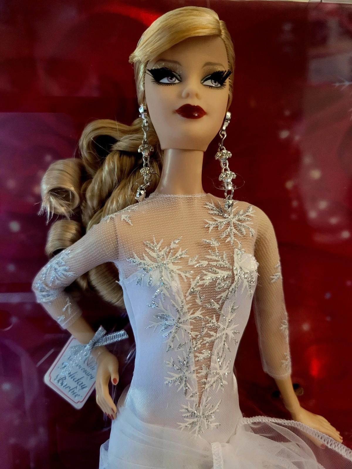 Designer 2008 Holiday Barbie Celebrating 20 Years Of Holidays Size ONE SIZE - 9 Thumbnail