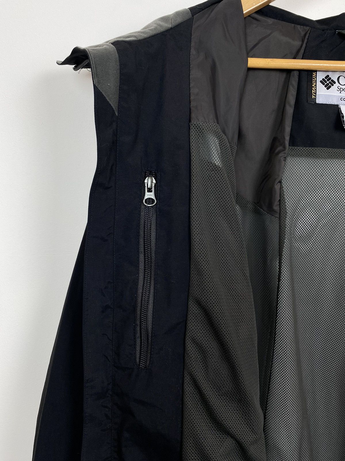 Columbia Columbia Omni-Tech Long Sleeve Coat Jacket Size XL Black Top Size US XL / EU 56 / 4 - 11 Thumbnail