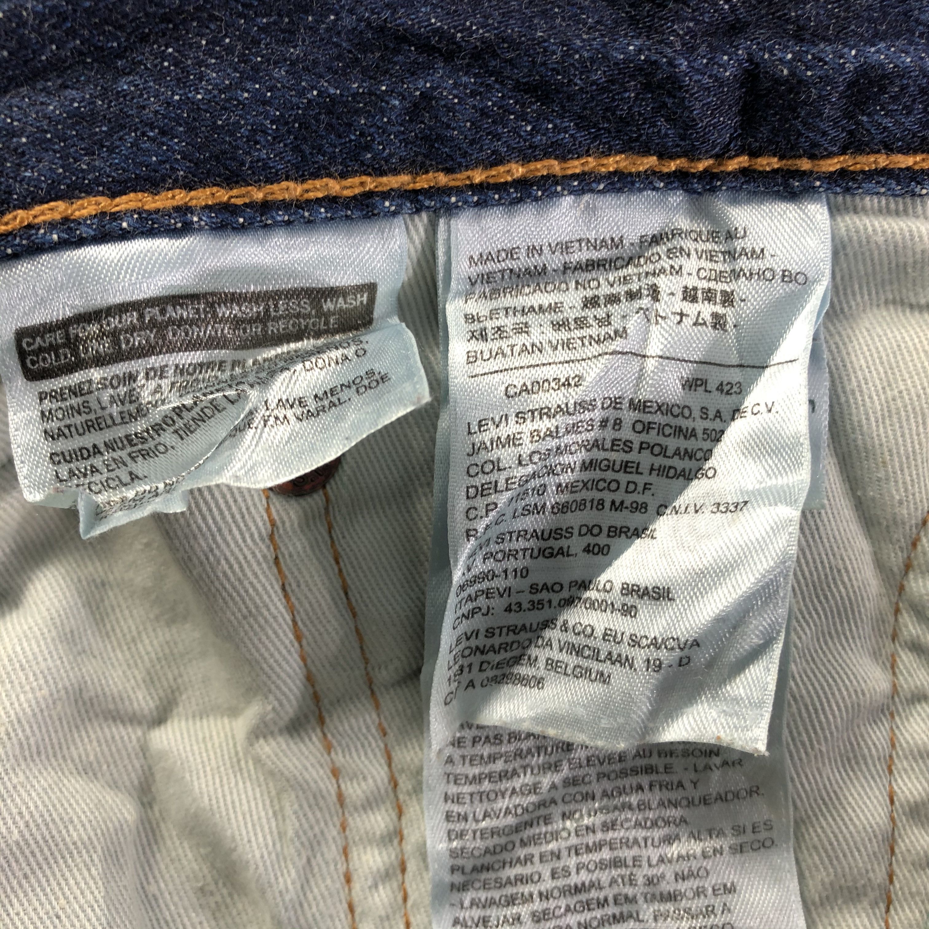 Levi's Vintage Blue Wash Levis 502 Jeans-J3983 Size US 33 - 13 Thumbnail