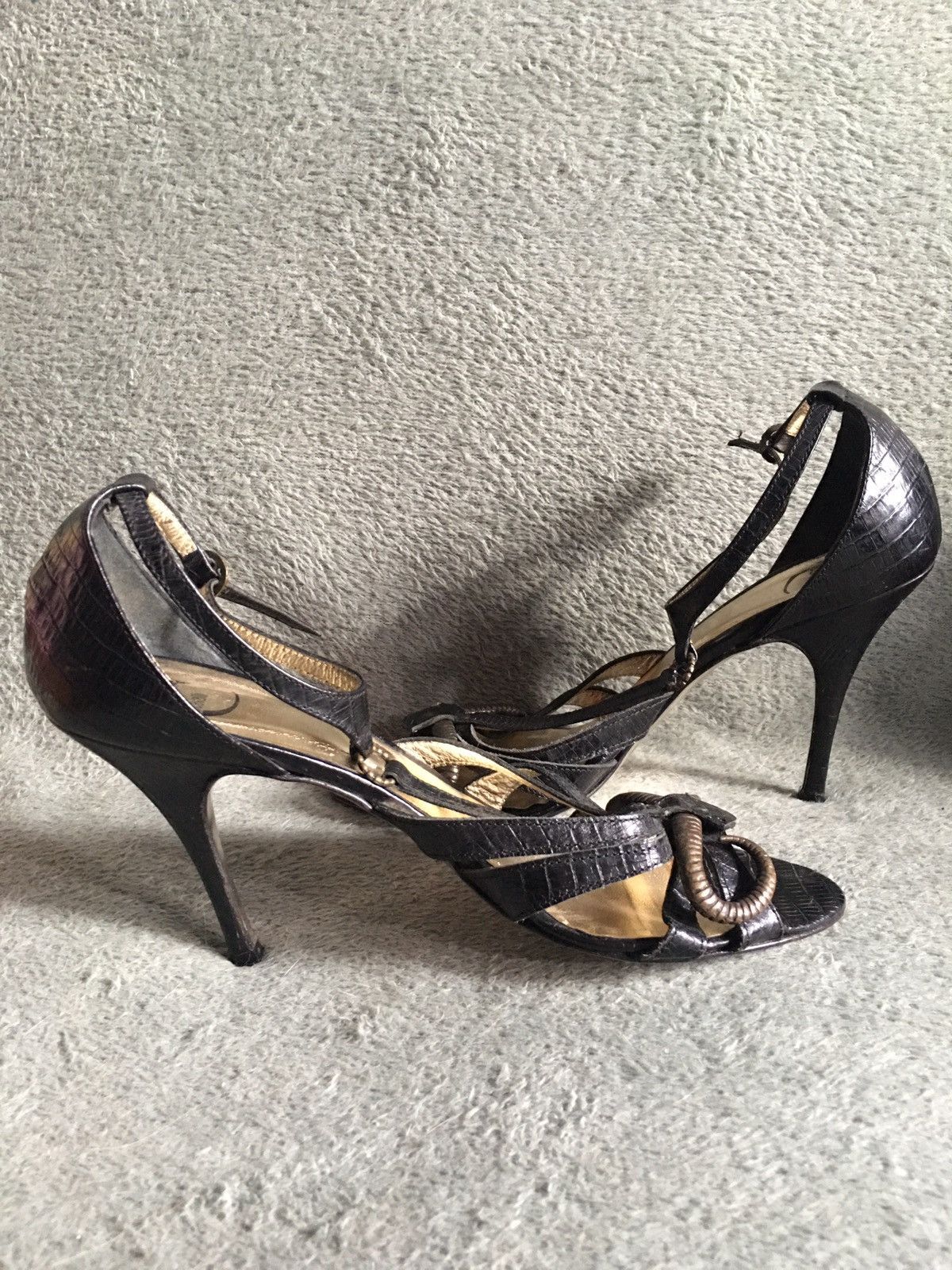 Just Cavalli × Roberto Cavalli Just Cavalli Embossed Leather T-strap Horn Detail Heels EU41 Size US 11 / IT 41 - 7 Thumbnail