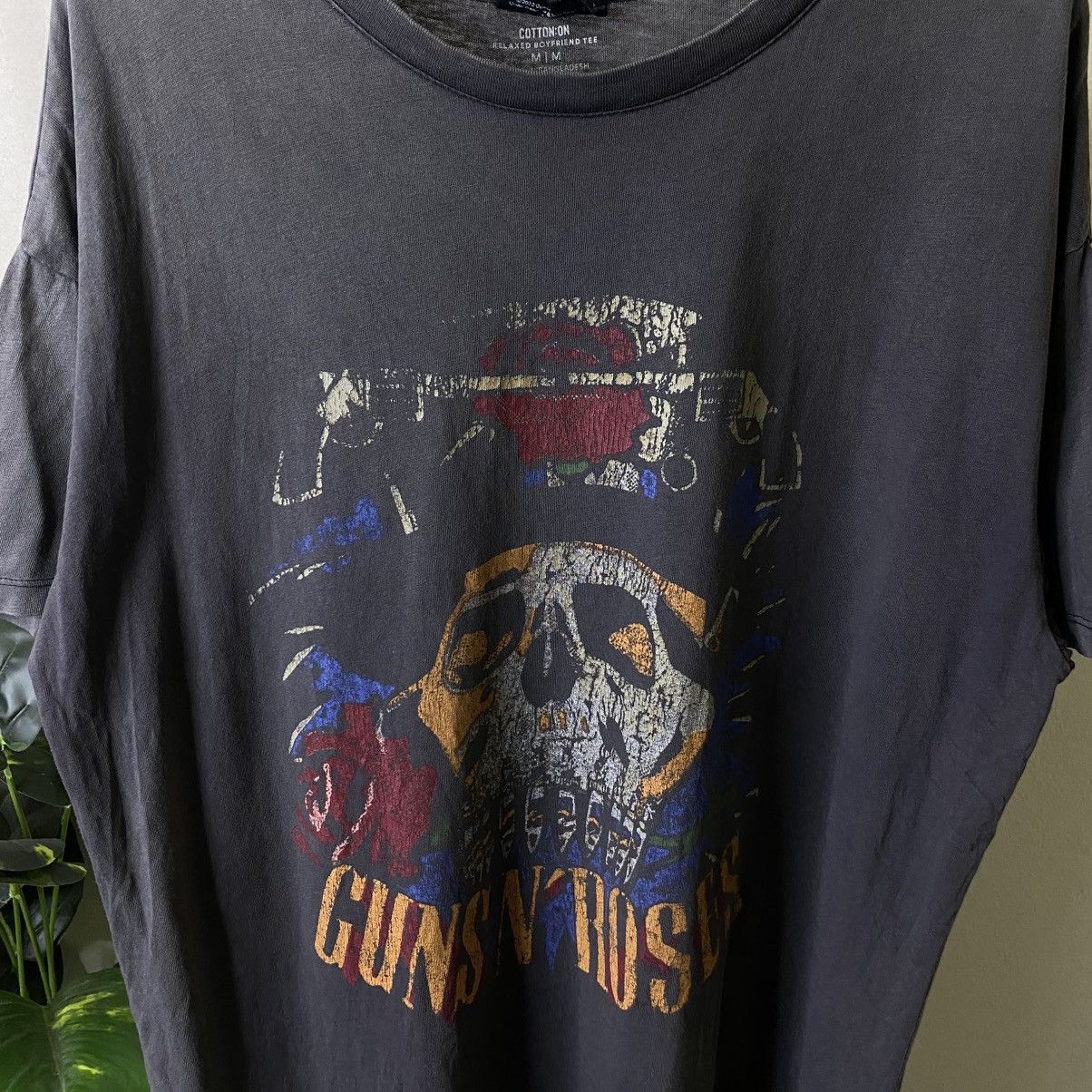Guns N' Roses Cotton on x Gun N Roses Band Sunfaded Tee Size US XL / EU 56 / 4 - 2 Thumbnail