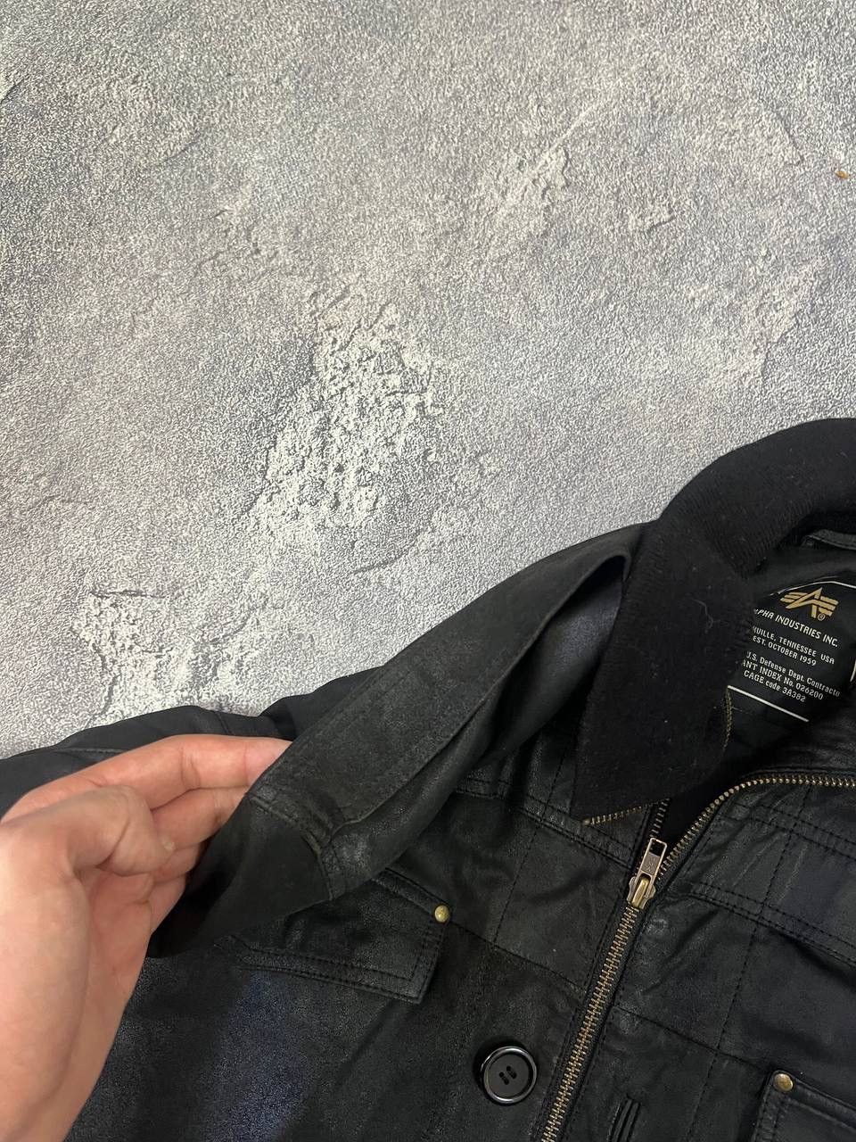 Alpha Industries Vintage 90s Alpha Industries Leather Jacket Flight US L Size US L / EU 52-54 / 3 - 21 Thumbnail