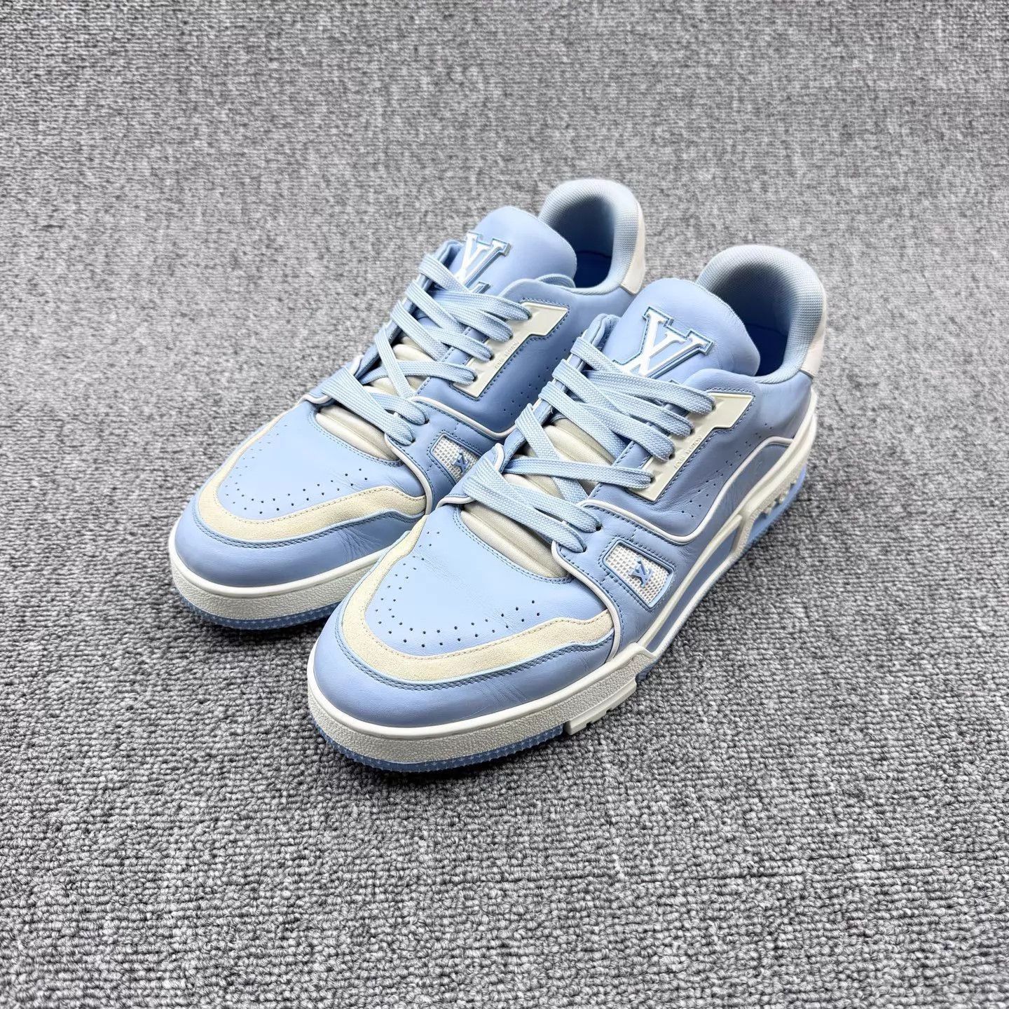 Louis Vuitton Blue Low-Top Sneakers Size 8 Size US 8 / EU 41 - 1 Thumbnail