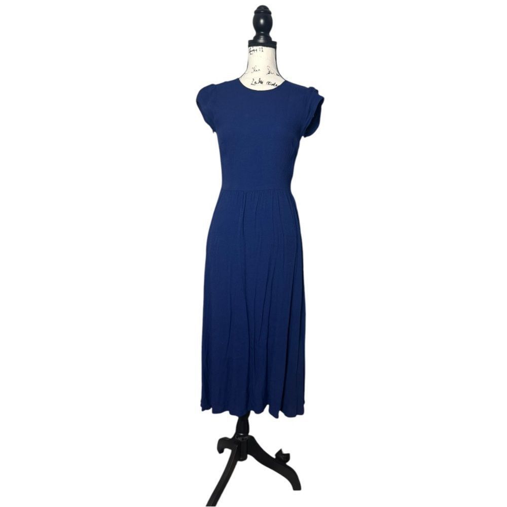 Reformation Reformation SZ 6 blue short sleeve dress Size M / US 6-8 / IT 42-44 - 1 Thumbnail