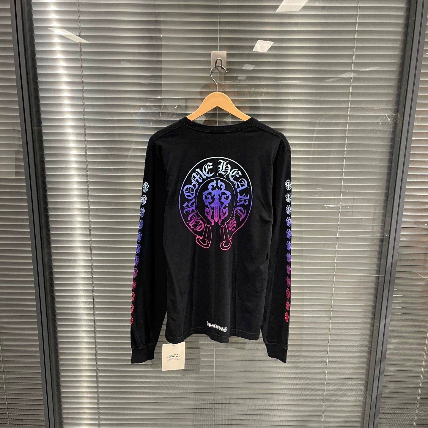 Chrome Hearts Chrome Hearts Black Gradient Crossed Swords LS M 99N Size US M / EU 48-50 / 2 - 1 Thumbnail