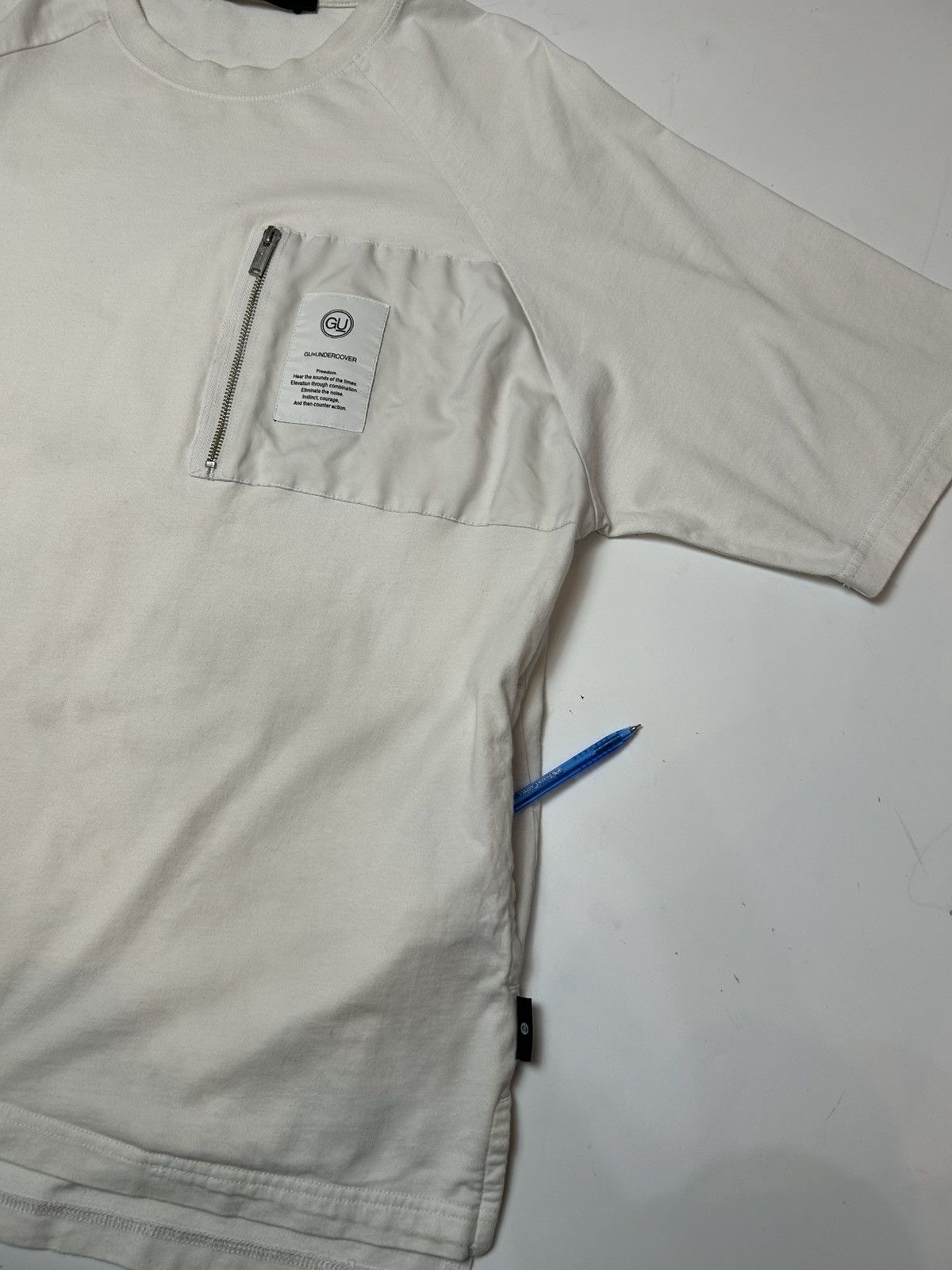GU × Japanese Brand × Undercover GU X UNDERCOVER WHITE SHORT SLEEVE T-SHIRT Size US L / EU 52-54 / 3 - 2 Thumbnail