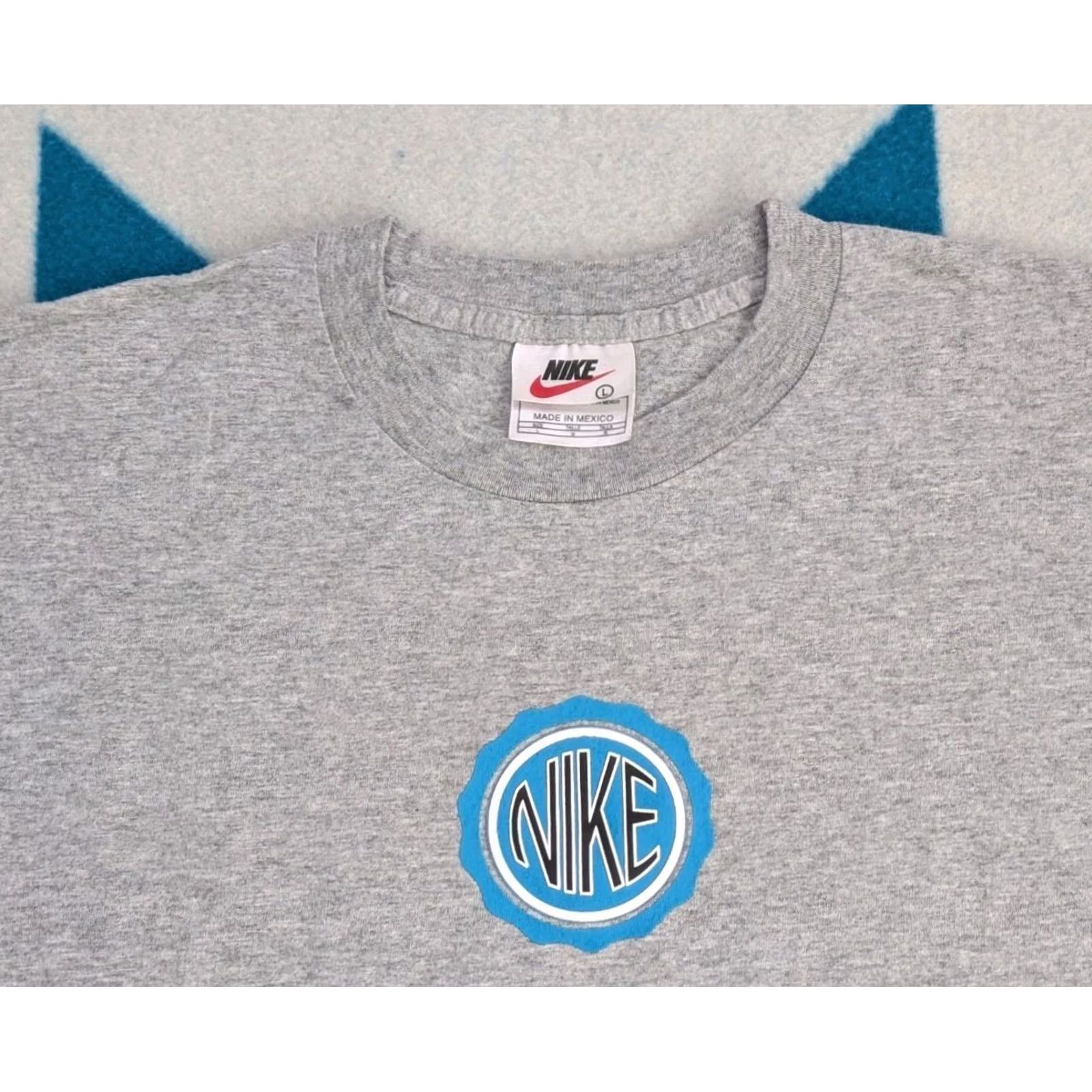 Nike VINTAGE Nike Shirt Essentials Puff Print Streetwear Grey Large 90s Size US L / EU 52-54 / 3 - 2 Thumbnail