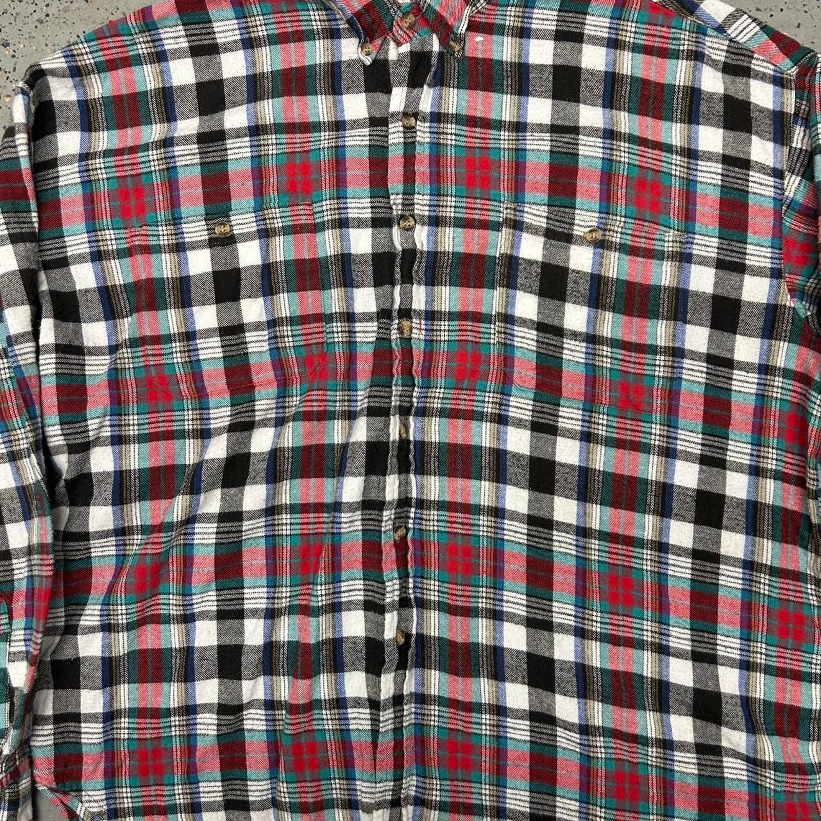 Other VTG Red/Green and black plaid button-up shirt Size US XXL / EU 58 / 5 - 2 Thumbnail
