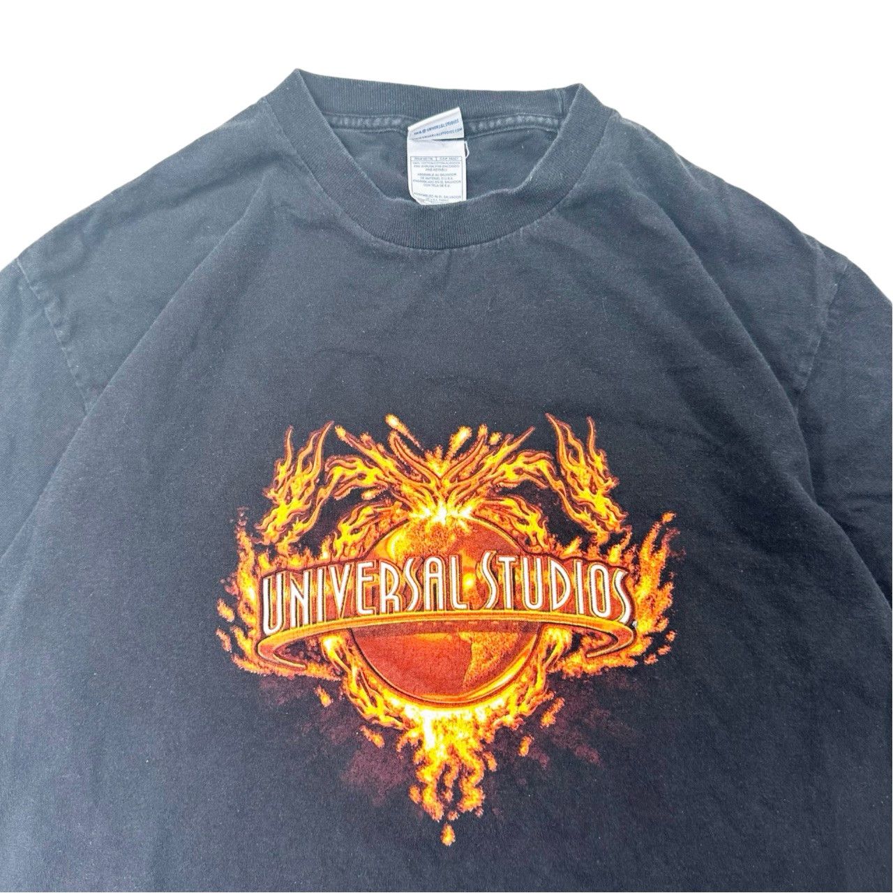 Vintage Vintage 00s Universal Studios Flaming Logo Graphic T Shirt Size US L / EU 52-54 / 3 - 2 Thumbnail