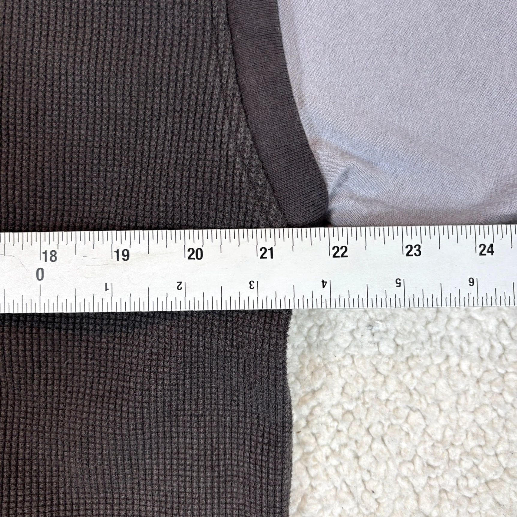 Vintage What It Isn’t Shirt XL Brown Gray Waffle Knit Classic Korean Streetwear Unisex Adults Short Sleeve Crew Neck T-Shirt Size US L / EU 52-54 / 3 - 6 Thumbnail