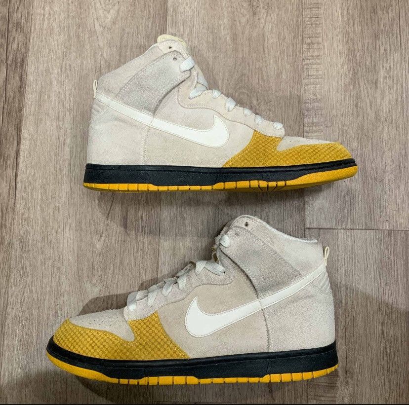 Nike 2009 Nike Dunk High ‘Sail Varsity Maize’ Size US 11 / EU 44 - 1 Thumbnail