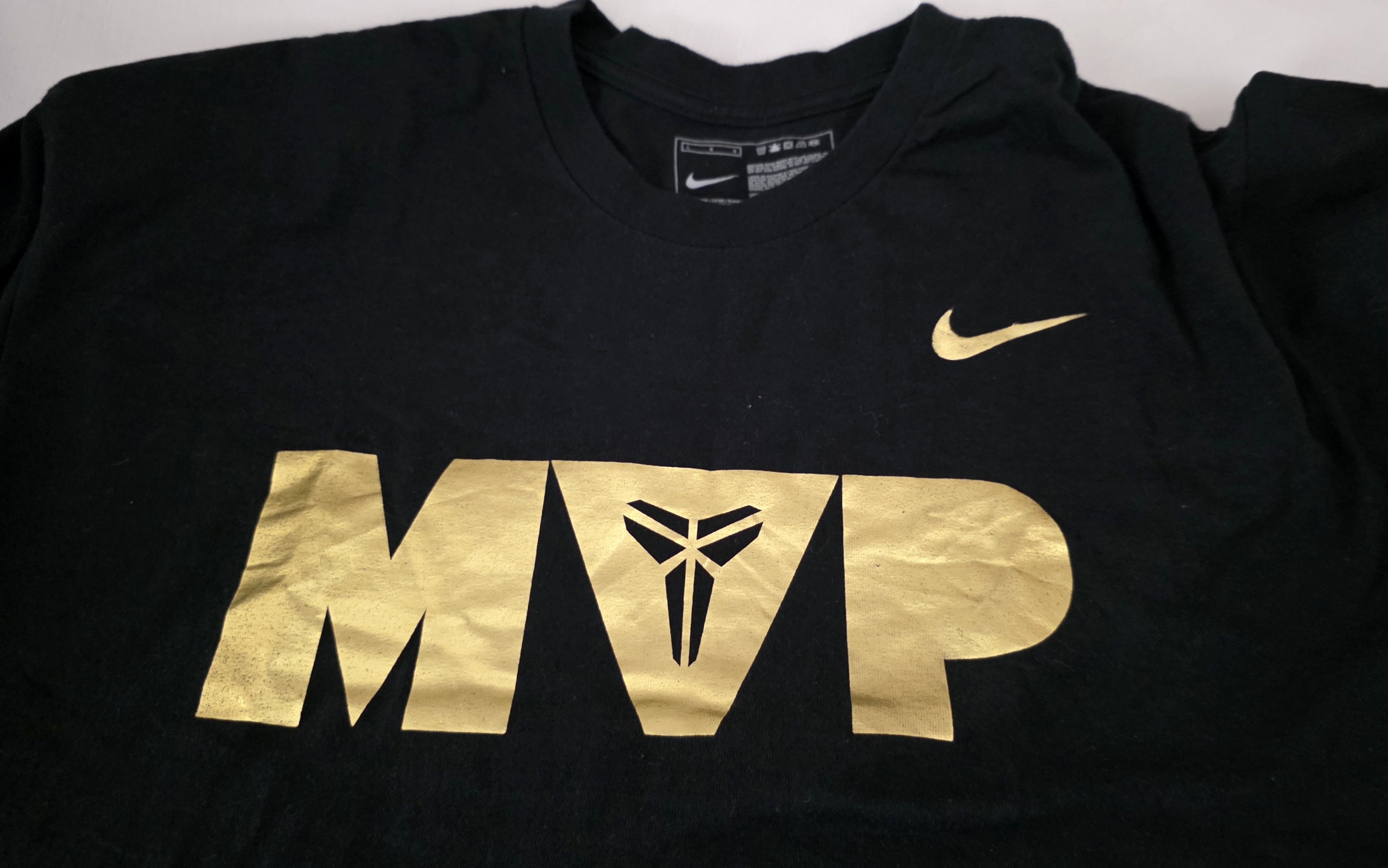 Nike Nike Kobe Bryant MVP Most Valuable Player Lakers Gold Black Size US L / EU 52-54 / 3 - 1 Thumbnail