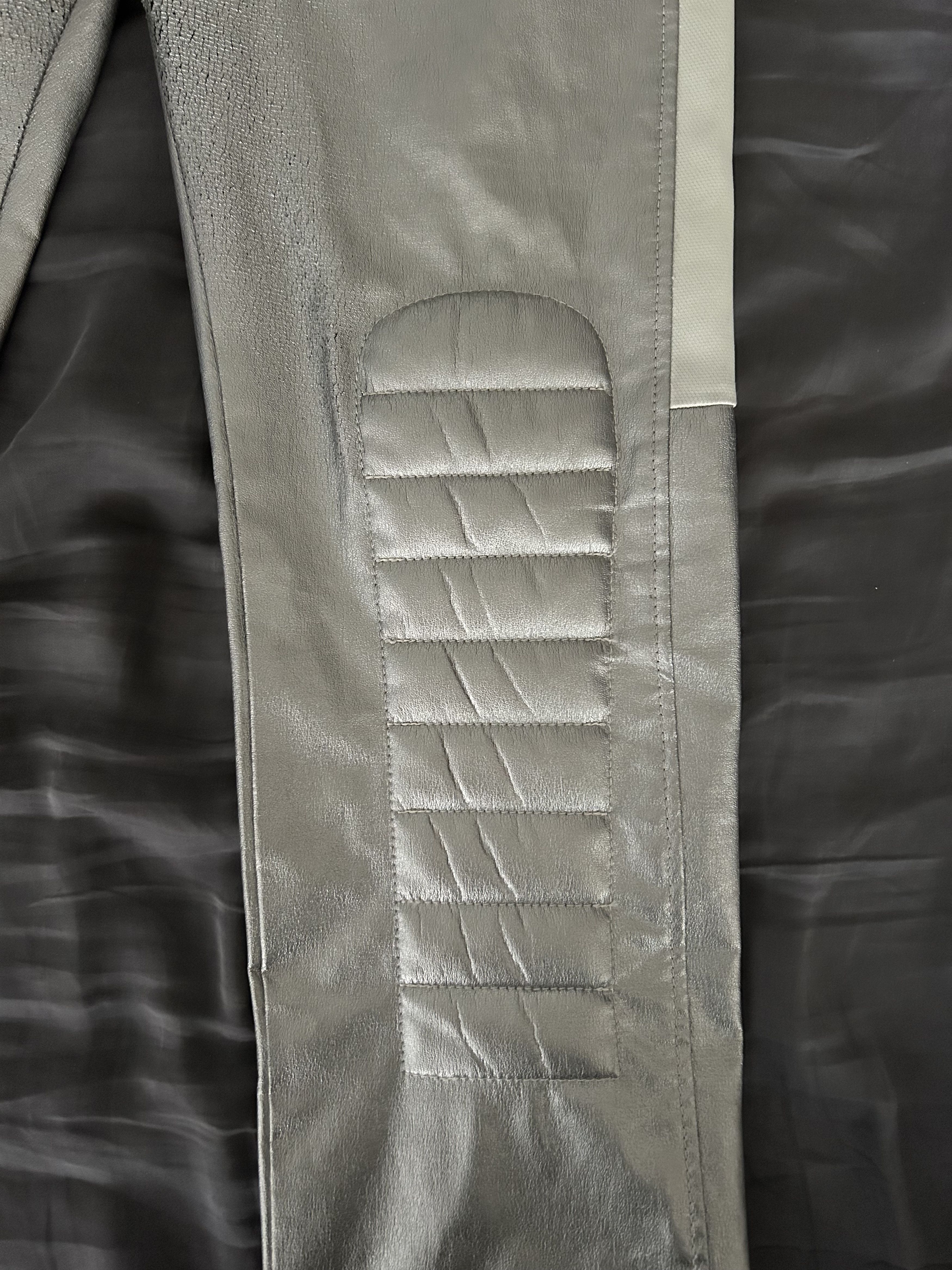 Comme des Garcons Comme des Garçons Silver pants rare Size 26" / US 2 / IT 38 - 5 Thumbnail