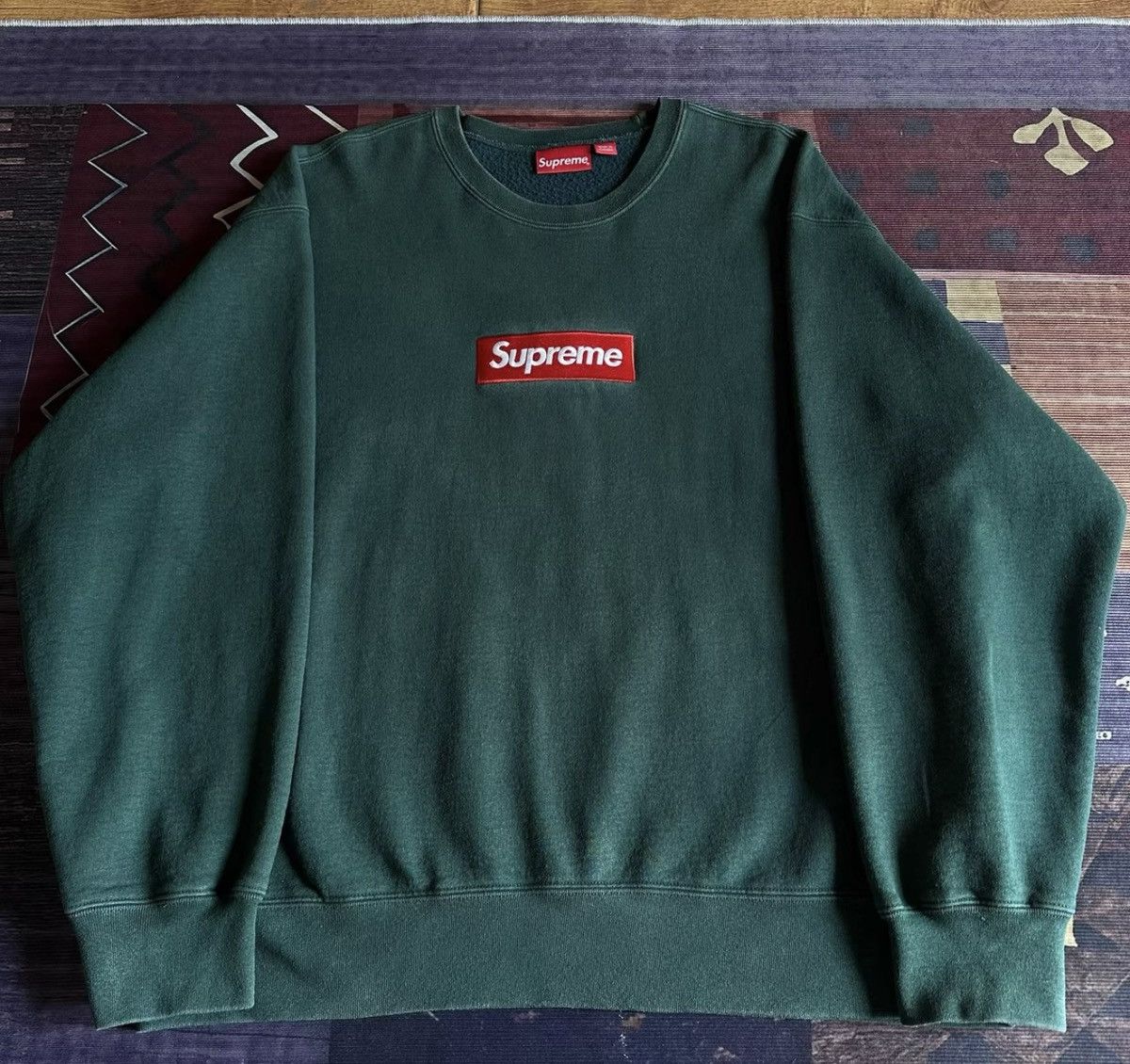 Supreme Supreme dark pine box logo crewneck Size US XL / EU 56 / 4 - 1 Thumbnail