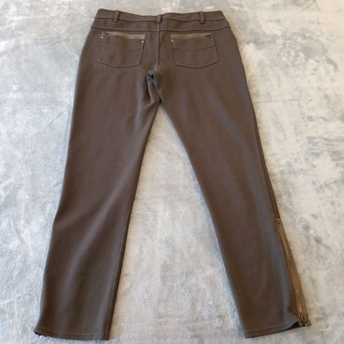 Athleta Athleta Pants Womens Size 14 Gray Ankle Zip Skinny Stretch Pockets 33x28.5 Size 36" / US 14 / IT 50 - 2 Thumbnail