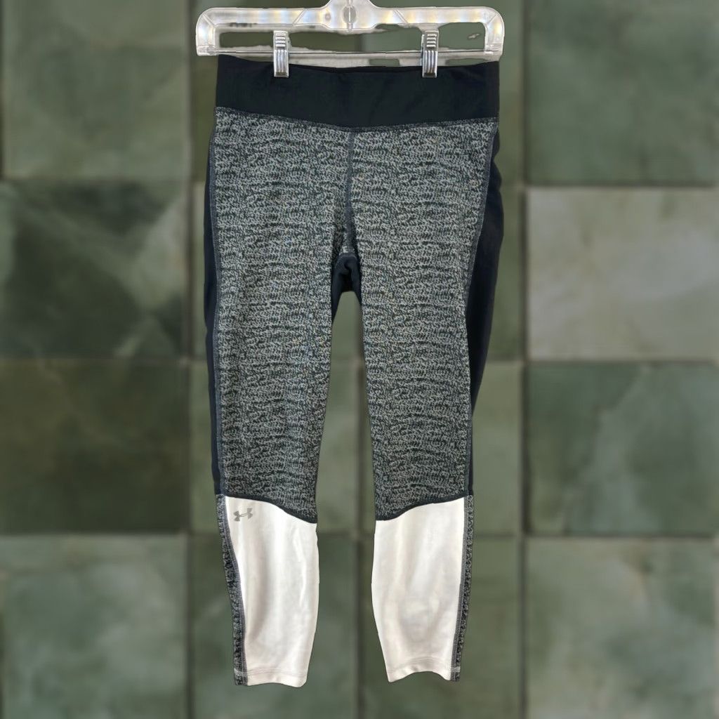 Under Armour Under Armour Pants Women Medium Black Compression Heatgear Athletic Yoga Size 32" / US 10 / IT 46 - 1 Thumbnail