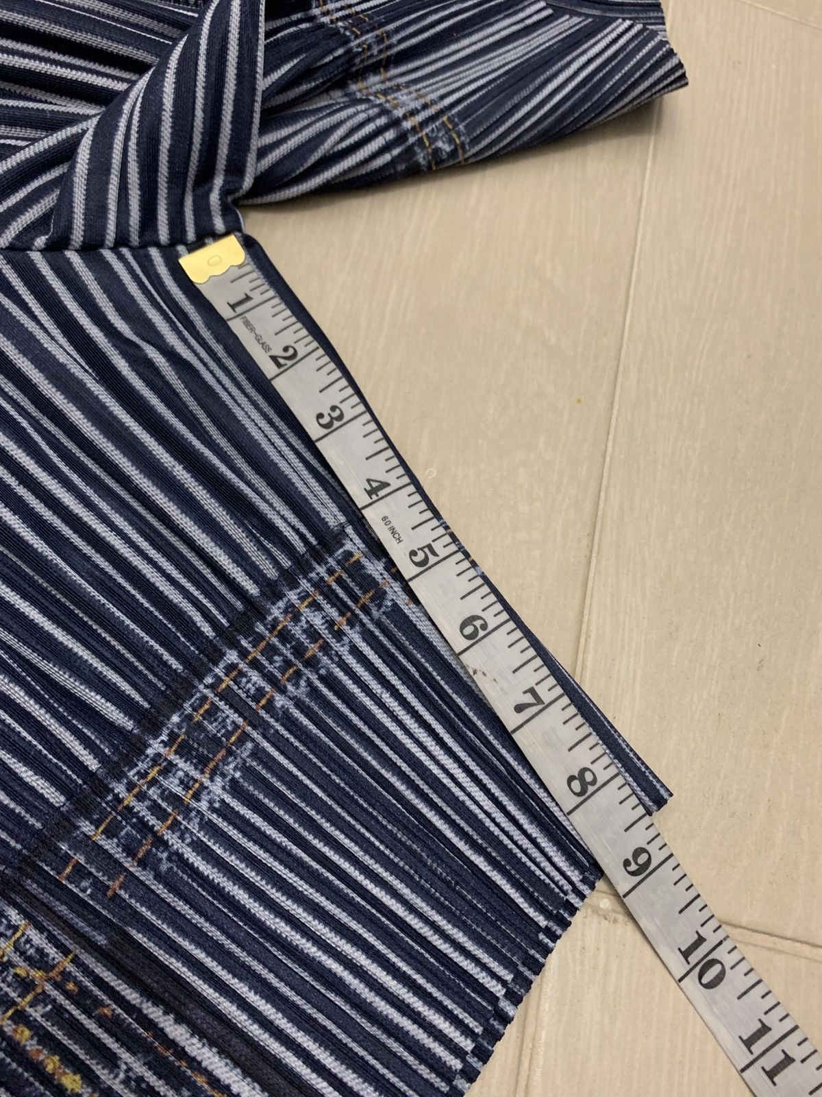 Issey Miyake ISSEY MIYAKE PLEATS PLEASE Denim Transfer Half Pants Size 29" - 9 Thumbnail