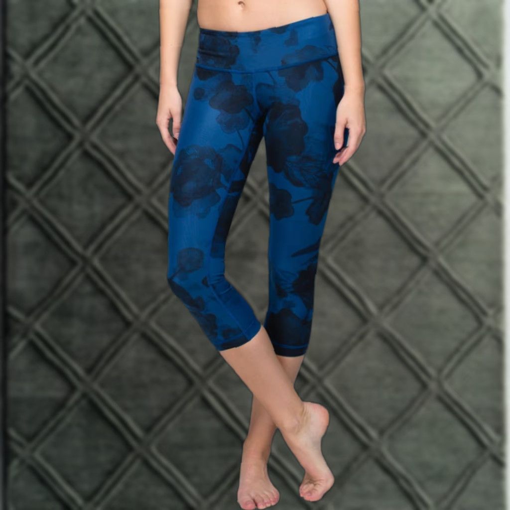 Lululemon Lululemon Wunder Under Pant Full-On Luxtreme Inky Floral Black Inkwell 6 Pant Womens Yoga Slim Skinny 27in 31in Inseam Multicolor 2010-2019 Size 28" / US 6 / IT 42 - 1 Thumbnail