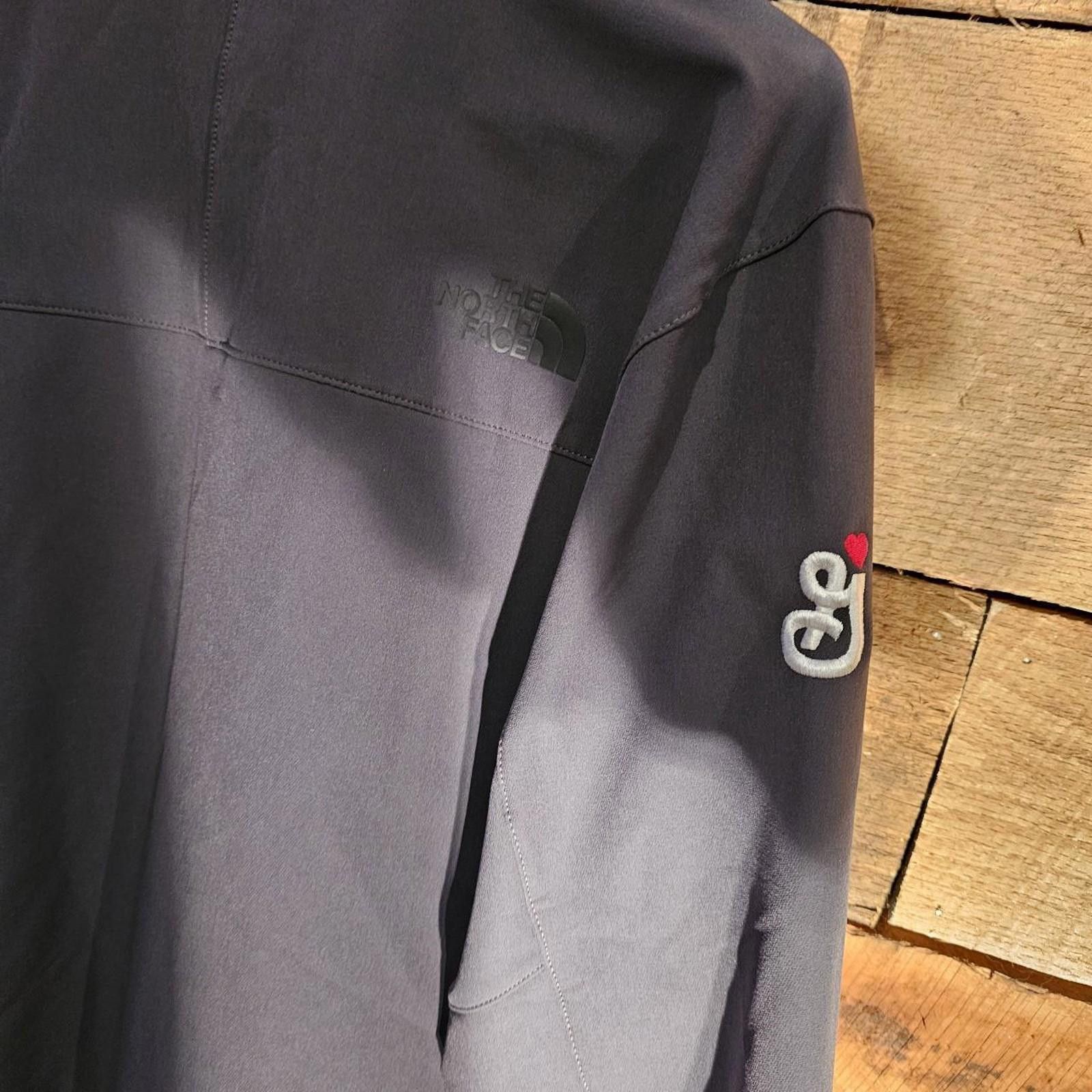 The North Face The North Face Men's Windwall Jacket Size US M / EU 48-50 / 2 - 7 Thumbnail