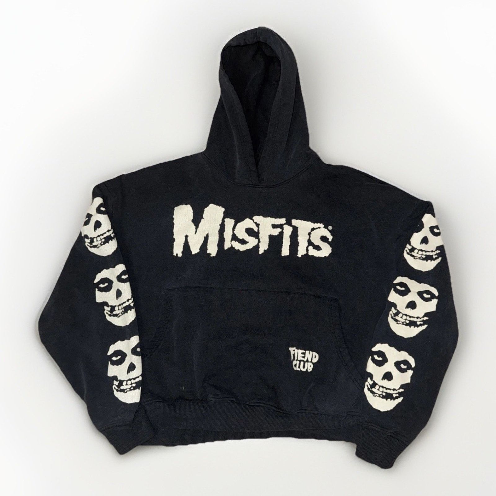 Misfits Misfits Cropped Pullover Hoodie Black Medium 24x20 Size M / US 6-8 / IT 42-44 - 1 Thumbnail