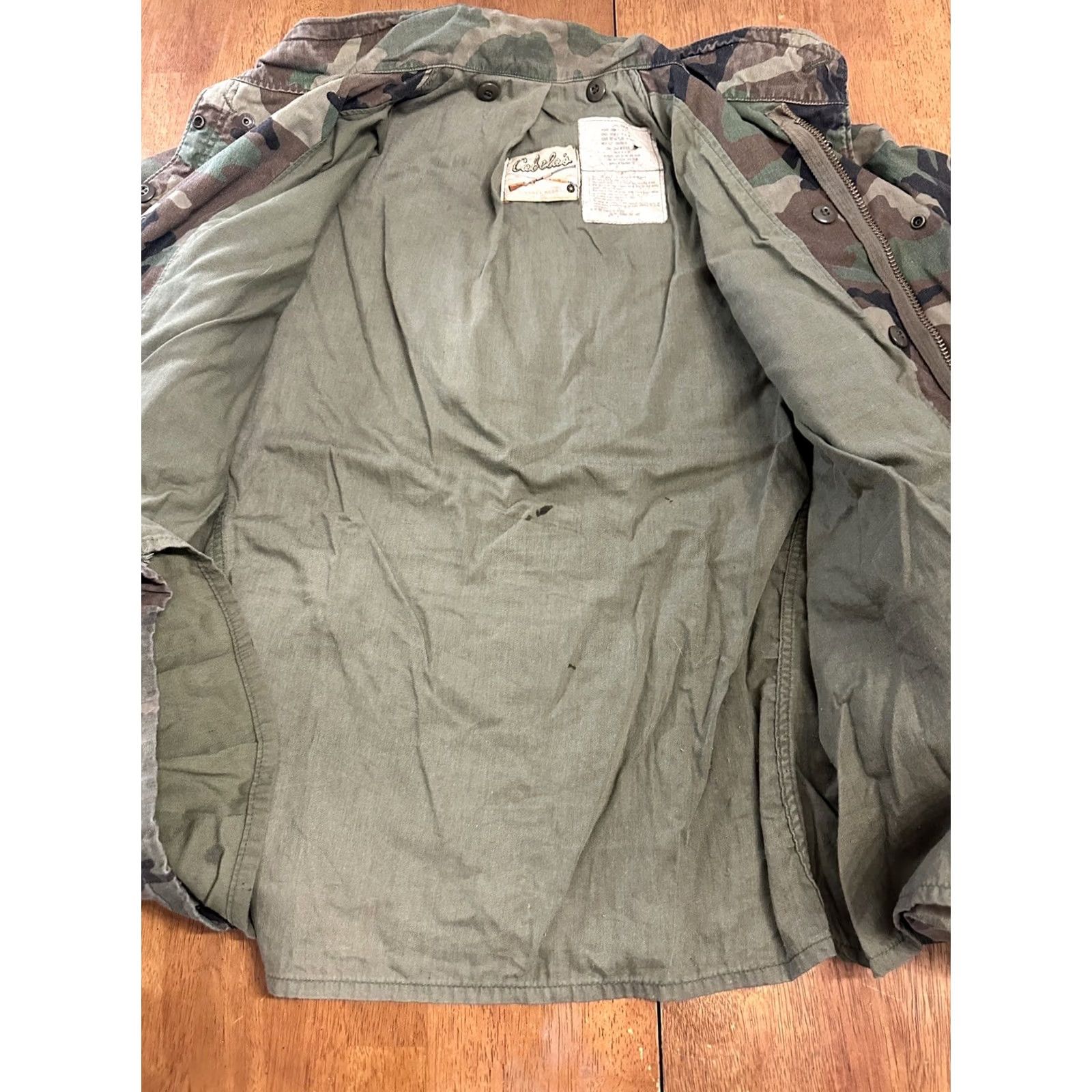 Vintage VINTAGE Cabelas Jacket Military Woodland Camo Large L Green 70s Mens Size US L / EU 52-54 / 3 - 5 Thumbnail