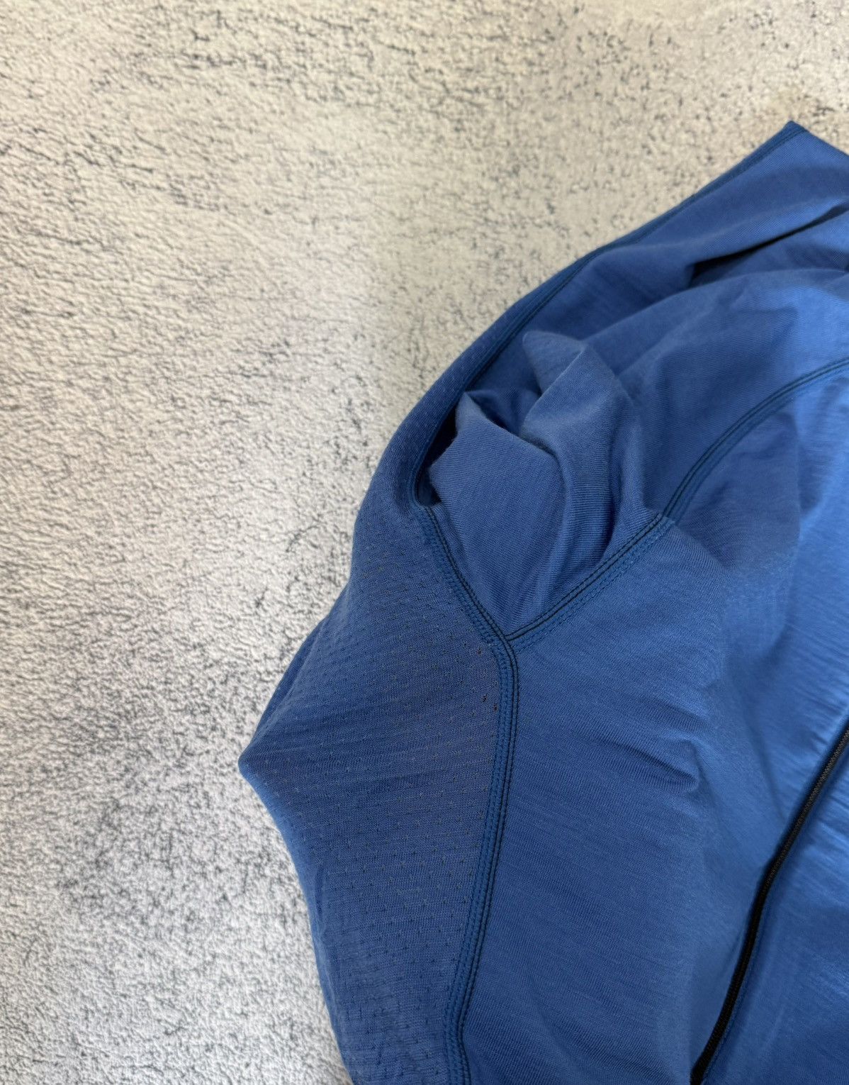 Icebreaker Icebreaker Merino Wool Bodyfit Zone 1/4 Zip Base Layer Men S Size US S / EU 44-46 / 1 - 15 Thumbnail