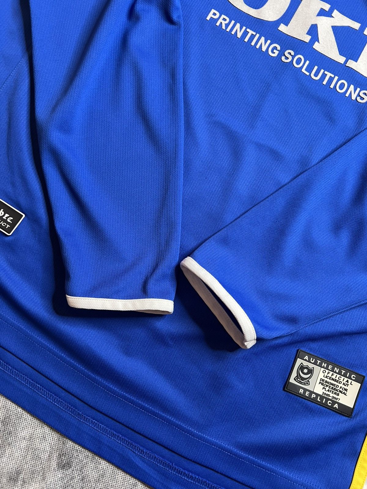 Vintage Portsmouth FC Vintage 200-2006 Home Jersey Longsleeve Size US XL / EU 56 / 4 - 10 Thumbnail