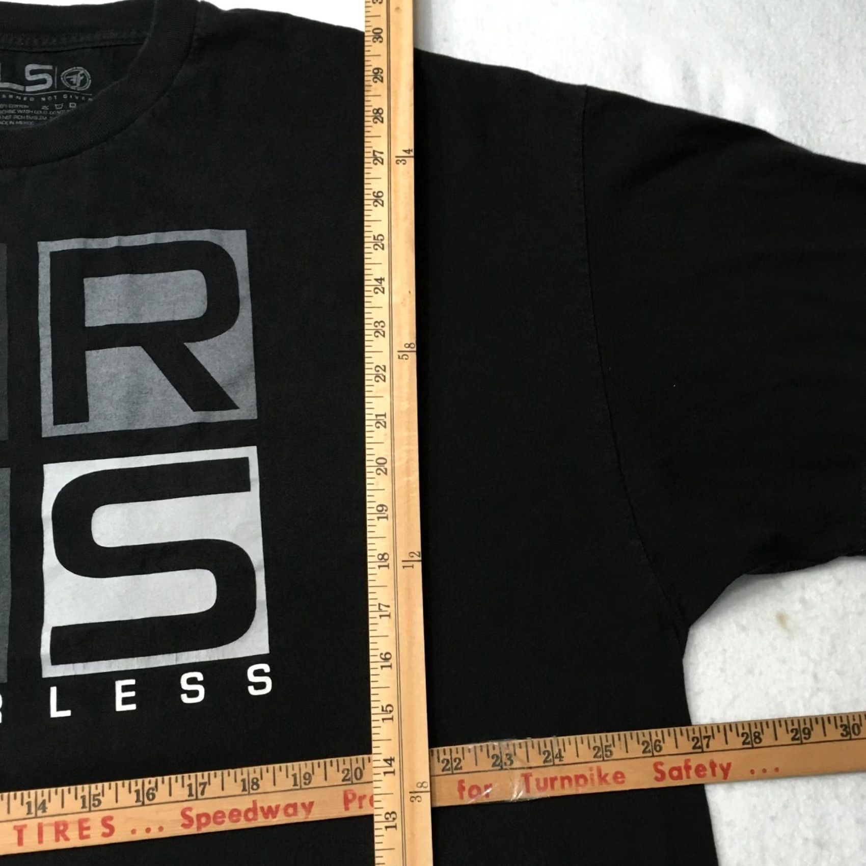 Vintage Fearless Switch Geometric Graphic T Shirt Black Cotton Mens 3XL Size US XXL / EU 58 / 5 - 4 Thumbnail
