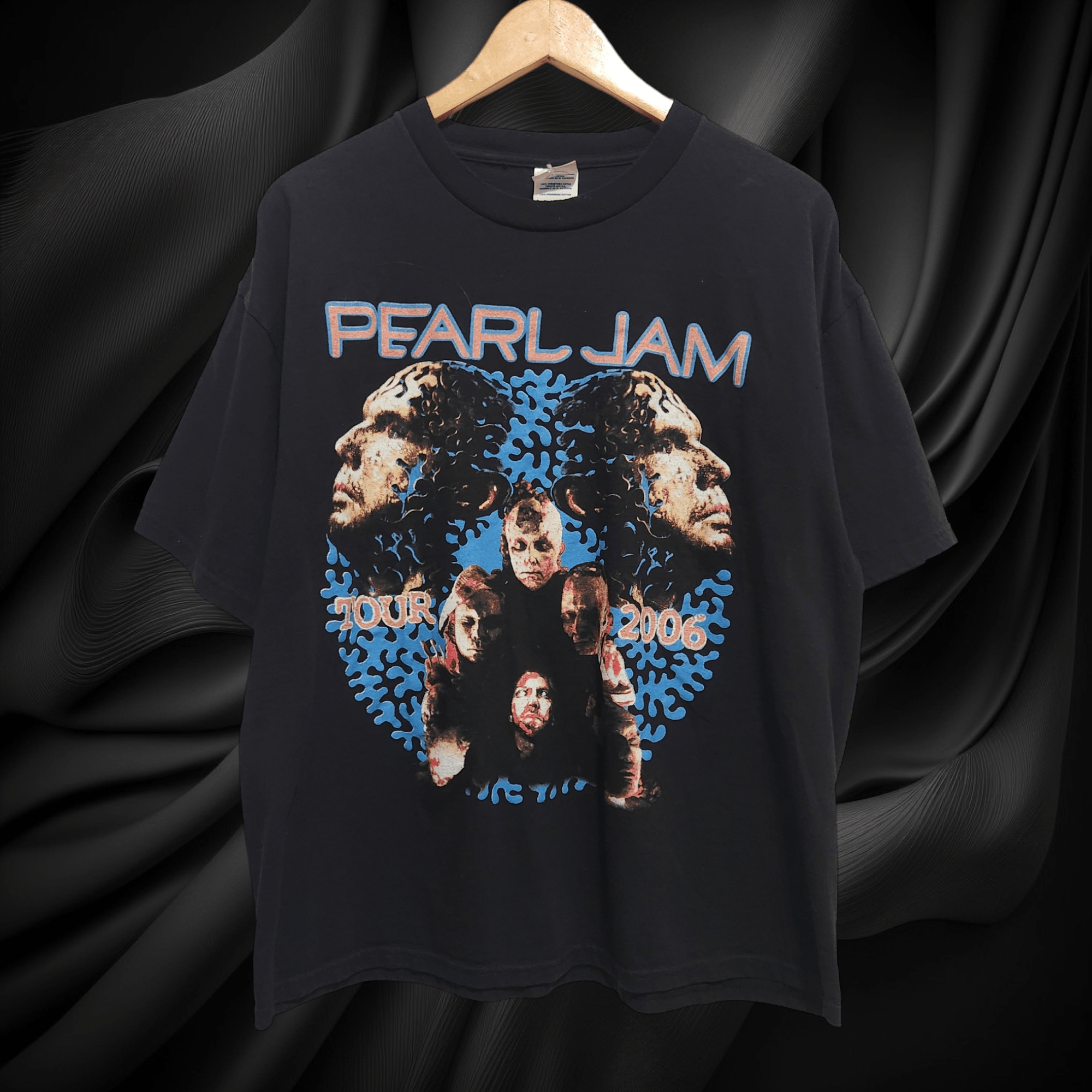 Pearl Jam Tシャツ アートワーク付き Pearl Jam Tシャツ アートワーク付き