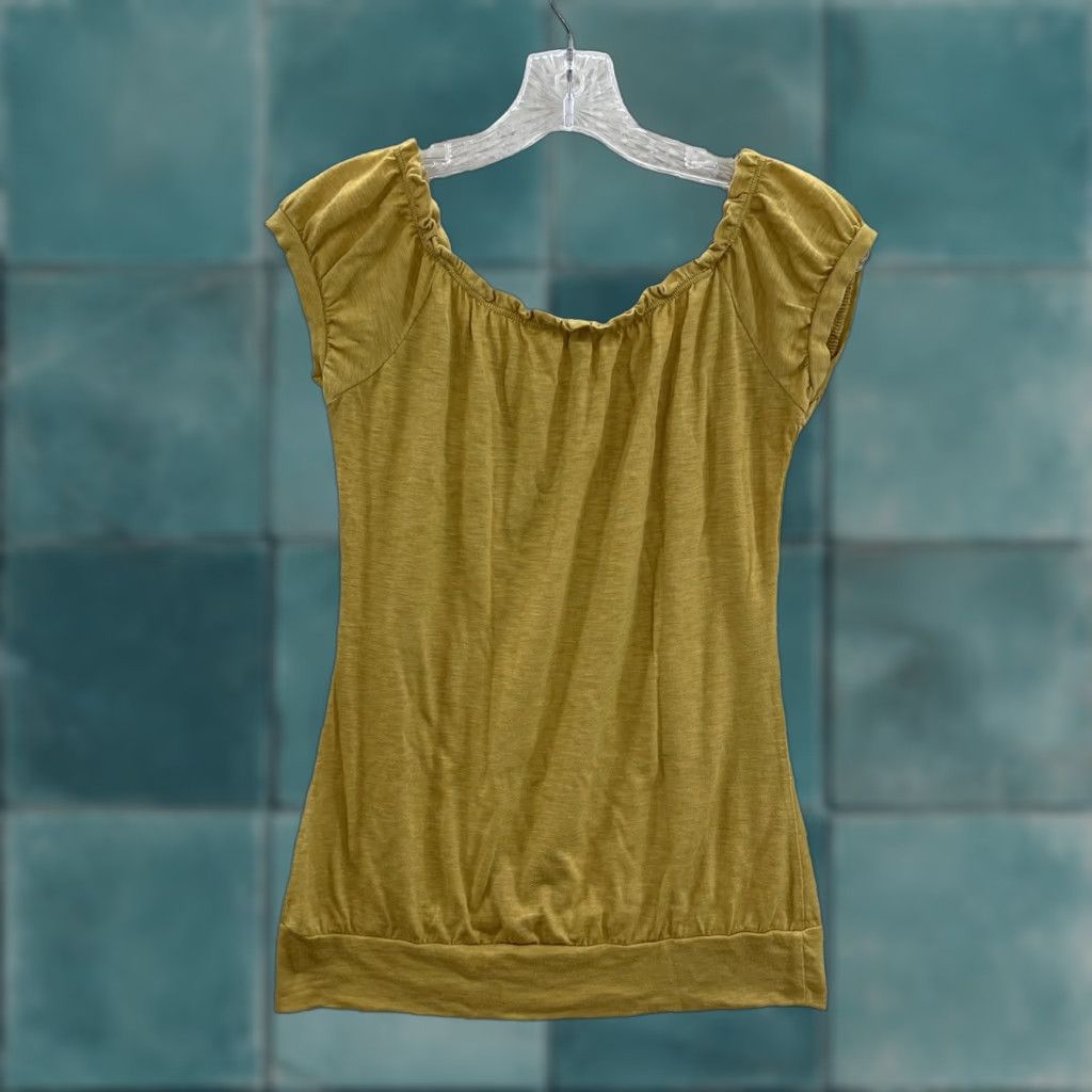 Vintage Y2K Vintage Top Small Yellow Rhinestone Cap Sleeve Milkmaid Fairy Bella Swan Shirt Womens S Size S / US 4 / IT 40 - 1 Thumbnail