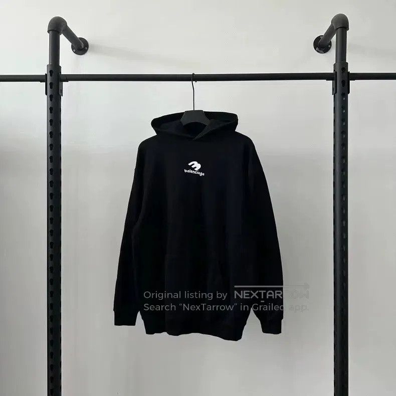 Balenciaga Balenciaga Front and back graffiti letter logo hoodie Size US XS / EU 42 / 0 - 1 Thumbnail