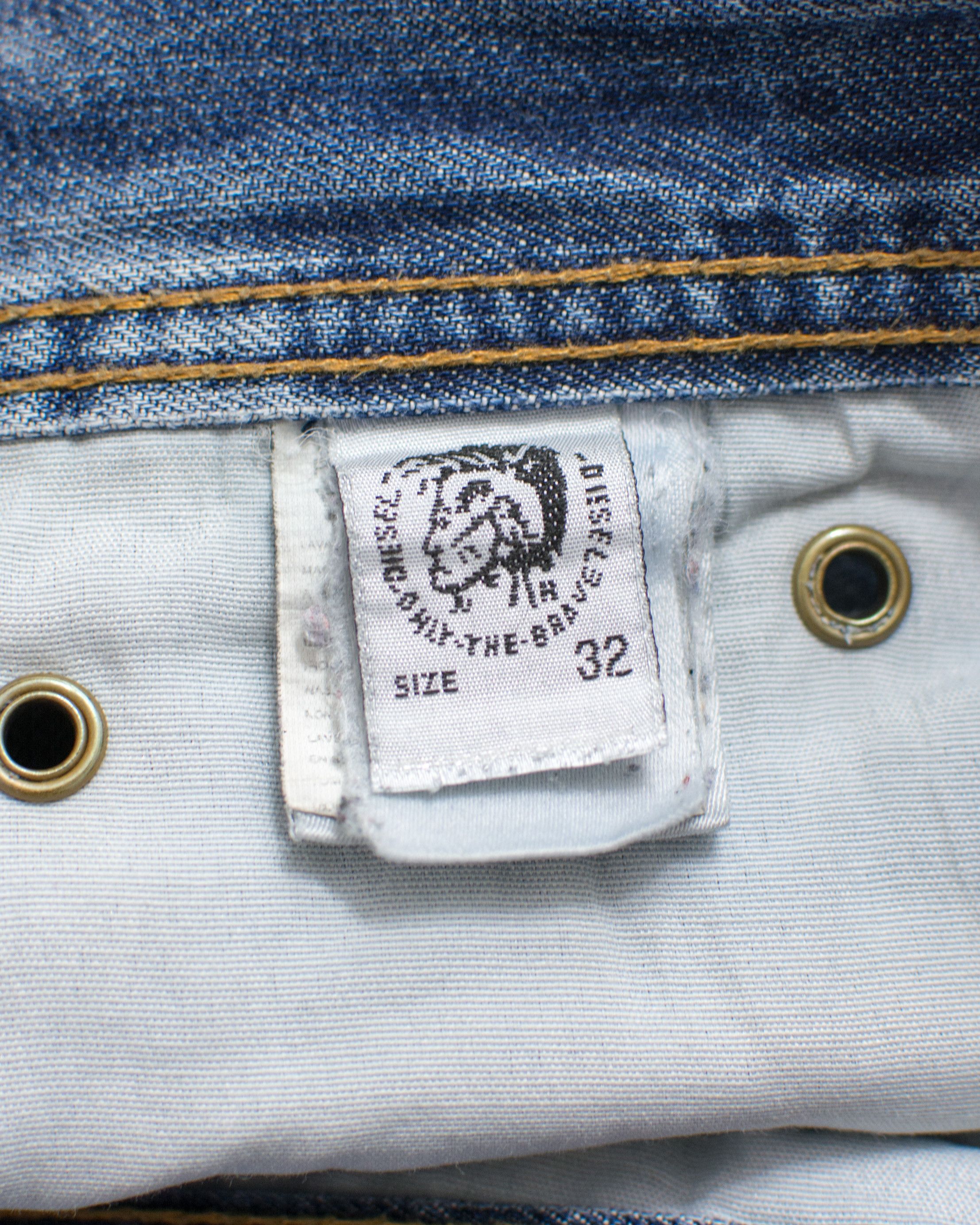 Diesel × Vintage Diesel Ripped Jeans Camo Inserts – W32 Straight Leg Y2K Size US 32 / EU 48 - 7 Thumbnail
