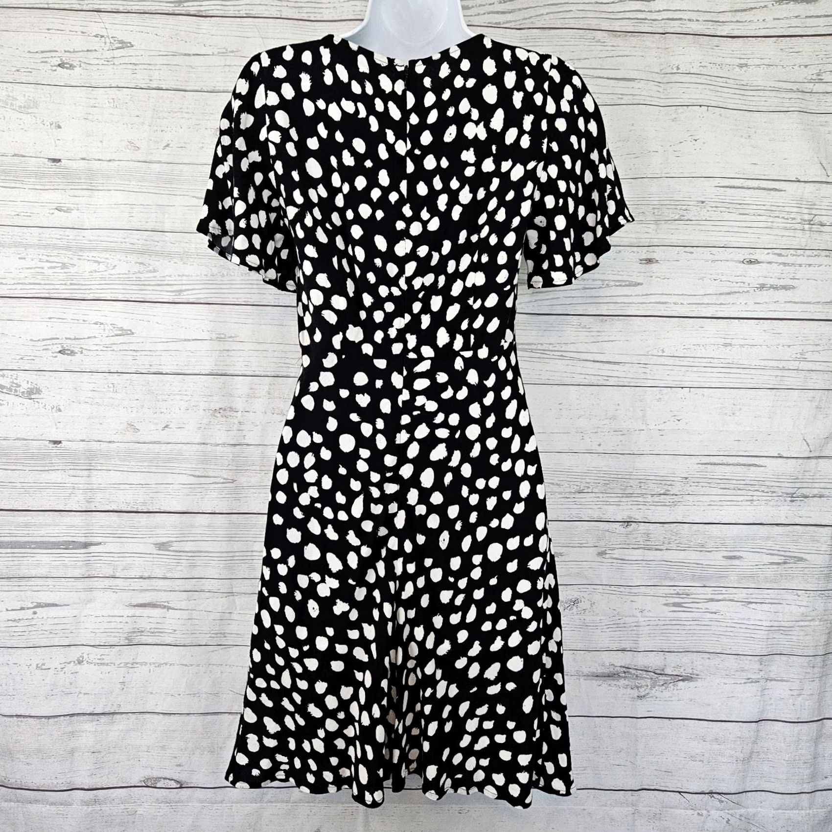 maxi dresses for women Women's Rosewood Romance Ivory Multi Floral Flutter Sleeve Dress | Size: L Color:Ocean Blue* weather celebrations reshoots october 2024 Jackets To Wear Over