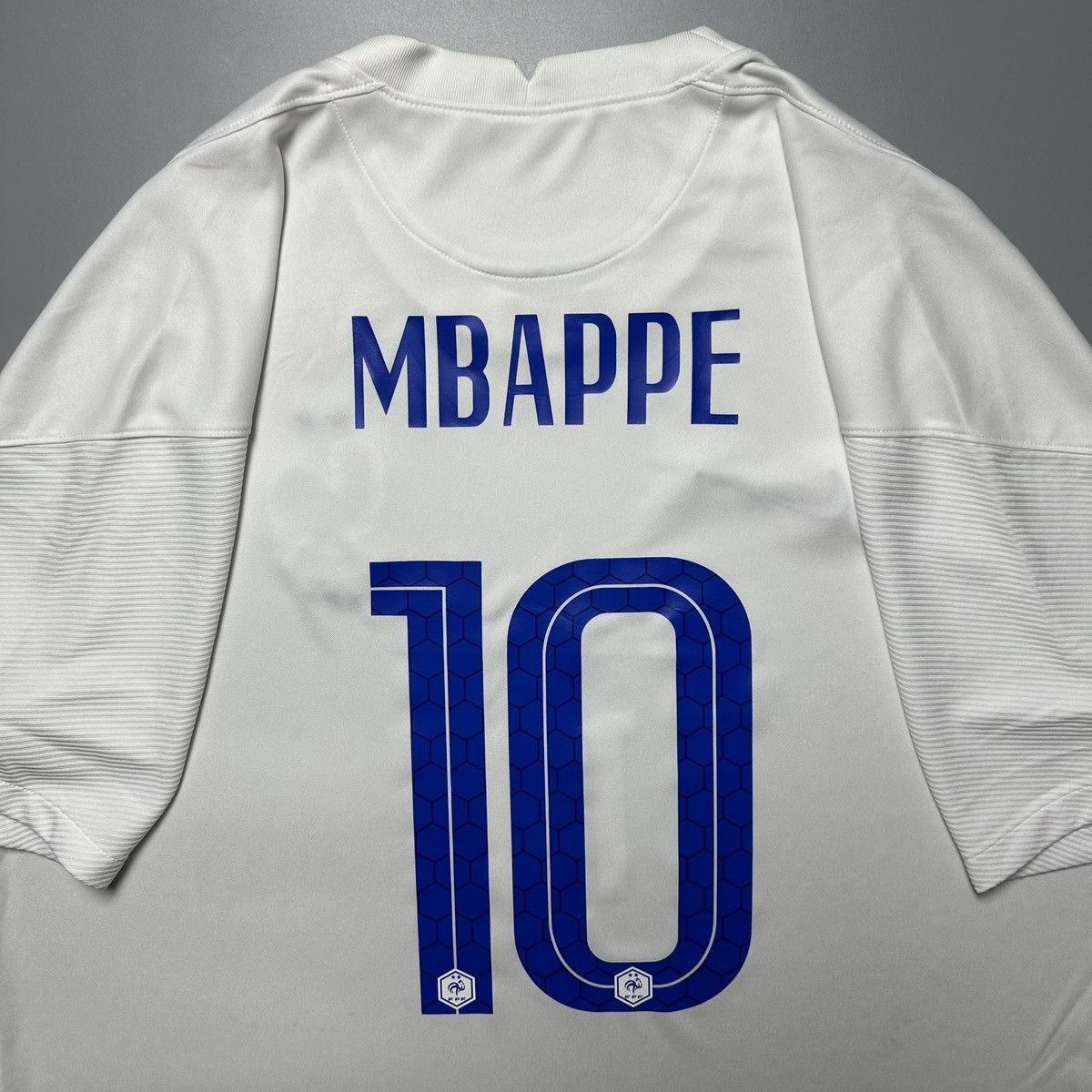 Vintage NWT FRANCE NIKE 2020 EURO FOOTBALL AWAY JERSEY #10 MBAPPE Size US XXL / EU 58 / 5 - 9 Thumbnail