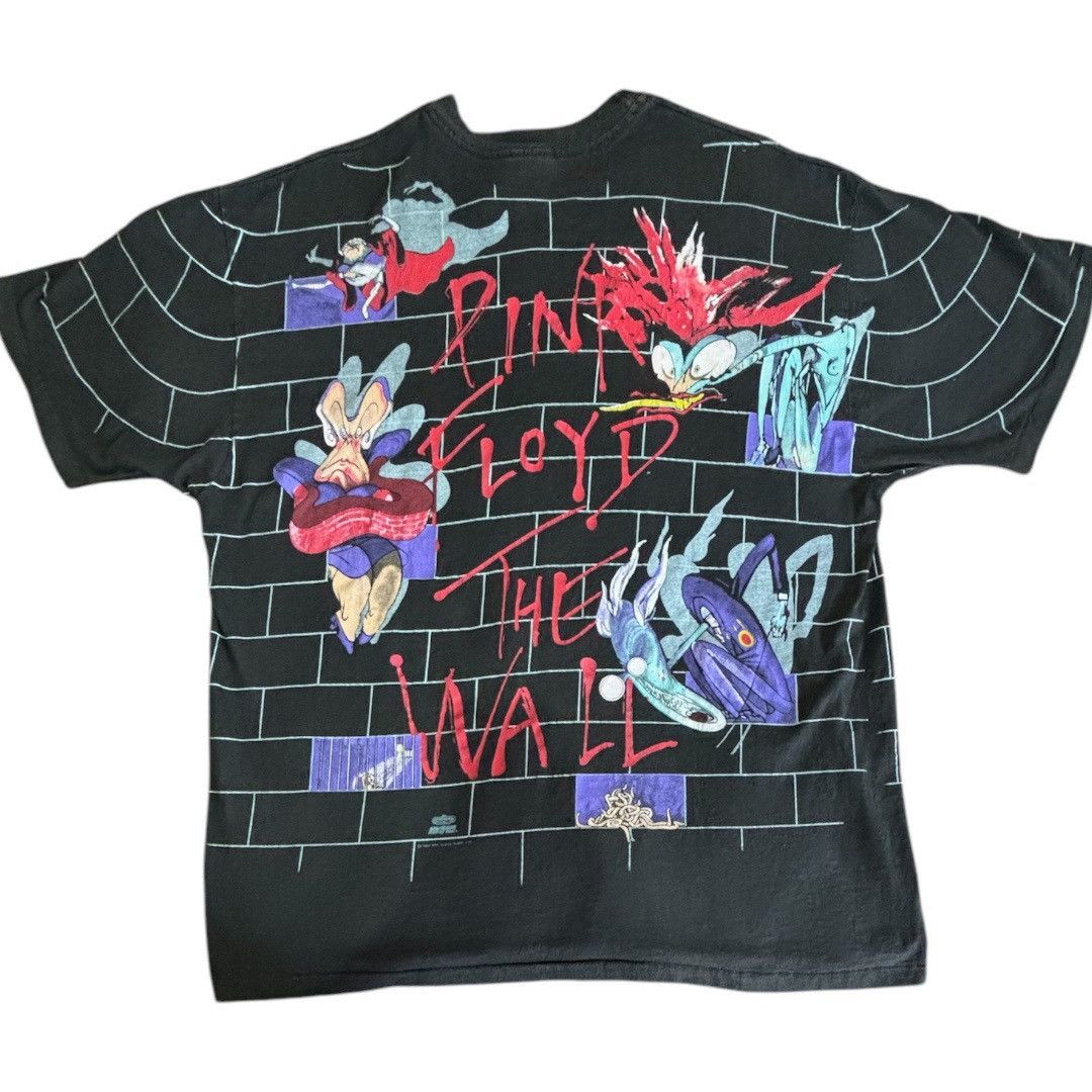 Band Tees × Vintage Vintage 1982 Pink Floyd The Wall All Over Print Size US XL / EU 56 / 4 - 2 Thumbnail