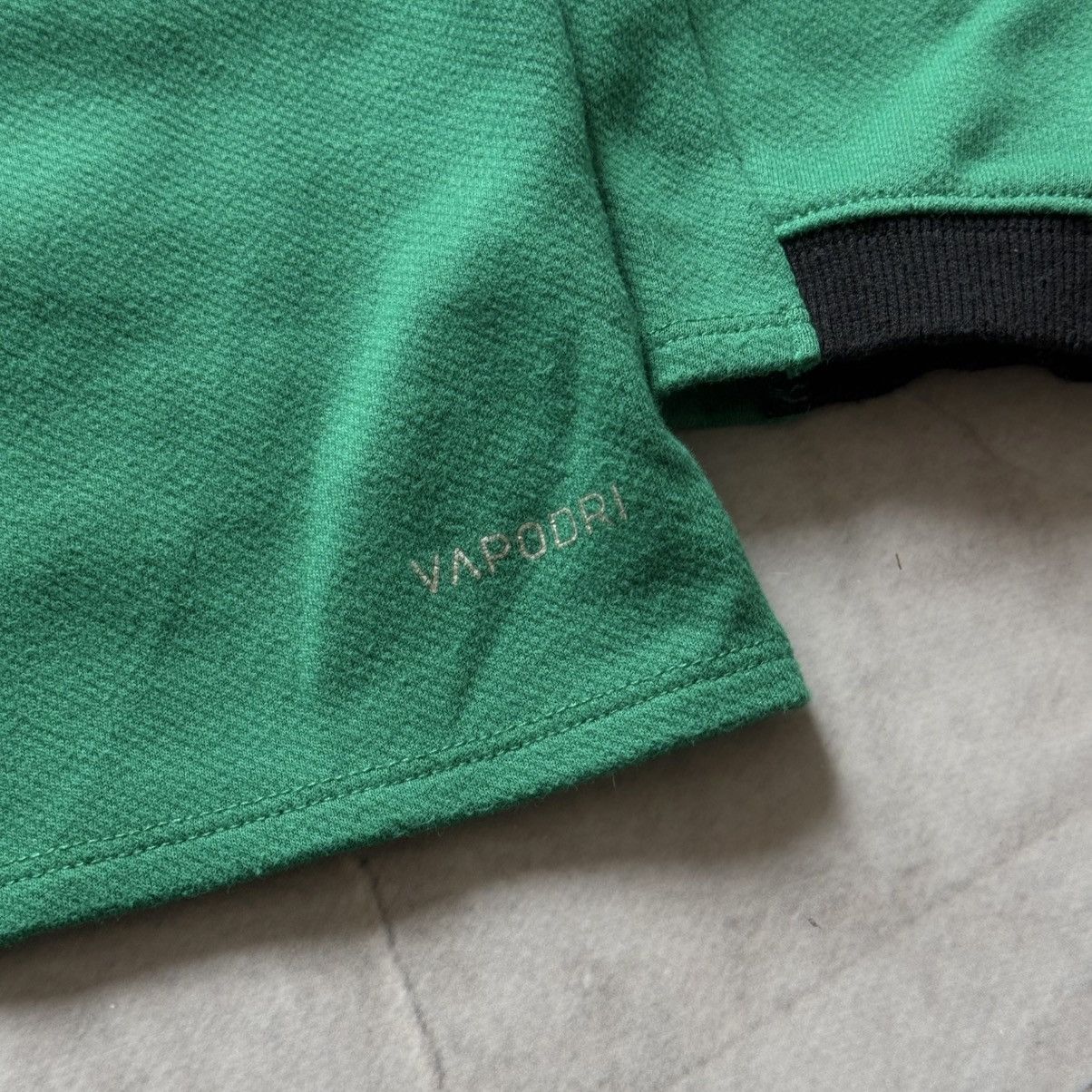 Canterbury of New Zealand Rare Ireland Canterbury Union Rugby Longsleeve Jersey Tee Size US XL / EU 56 / 4 - 4 Thumbnail