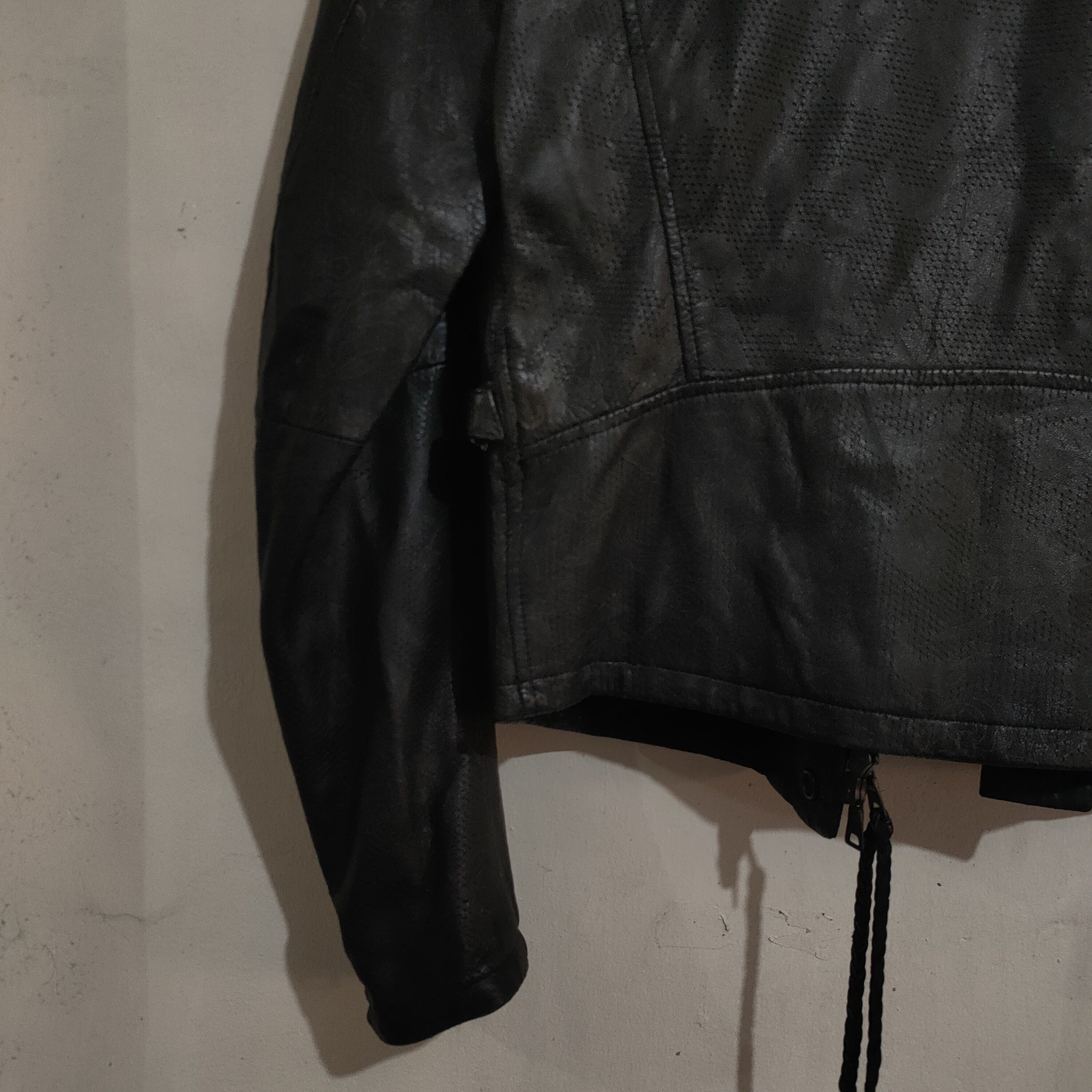 Emporio Armani Emporio Armani Size US M / EU 48-50 / 2 - 16 Thumbnail