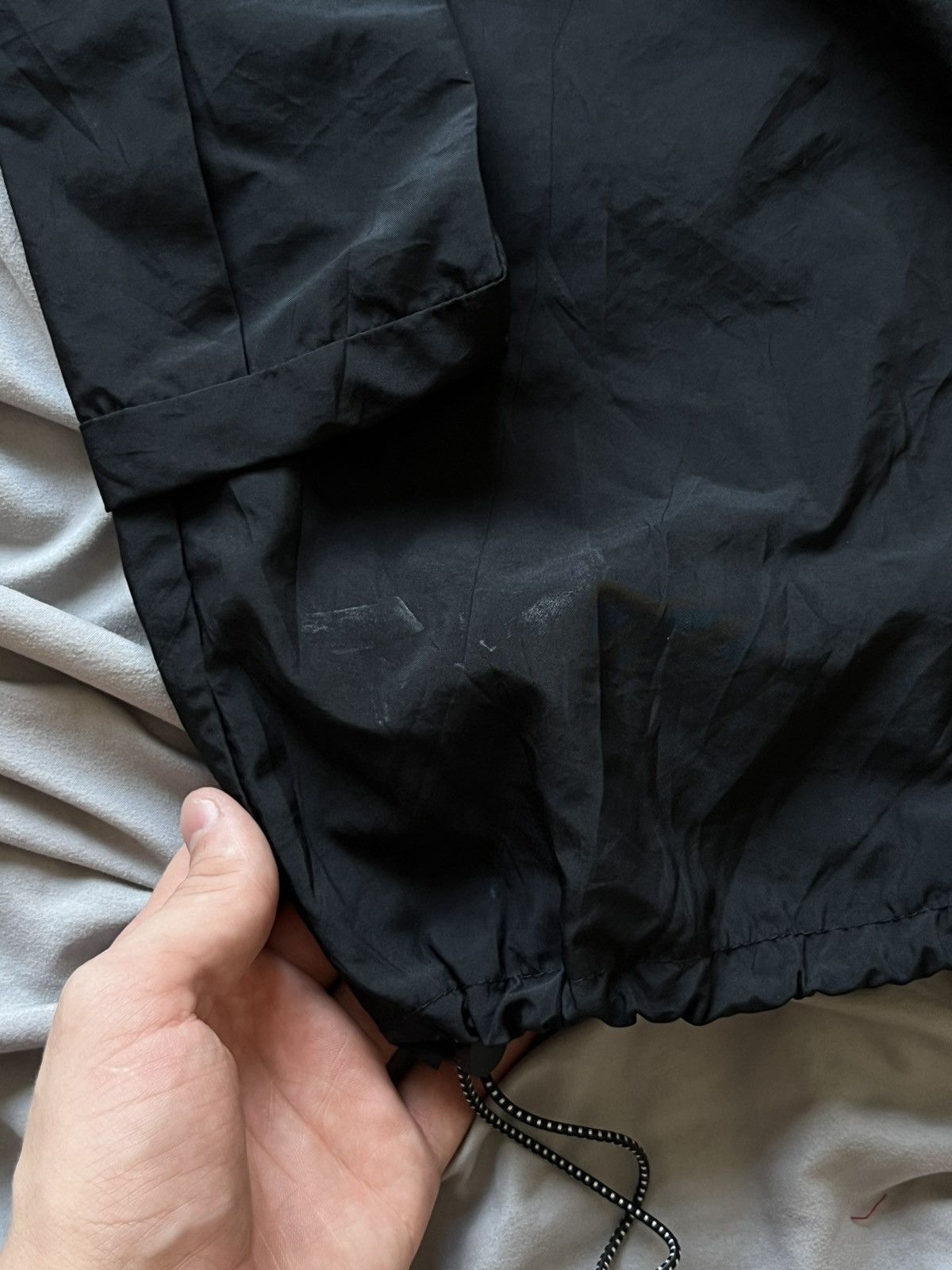 Japanese Brand Vintage Nylon Cargo Pants Baggy Wide Japanese Y2K Size US 32 / EU 48 - 9 Thumbnail