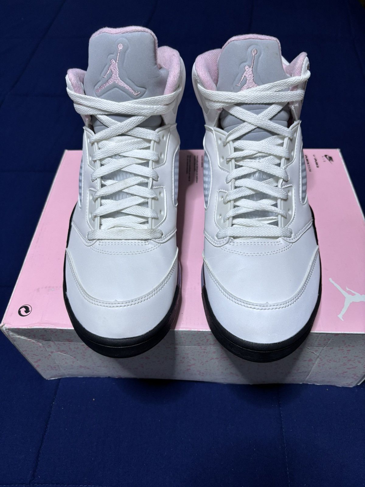 Jordan Brand Jordan 5 Retro Medium Soft Pink 2025 Size 11.5 Size US 11.5 / EU 44-45 - 1 Thumbnail