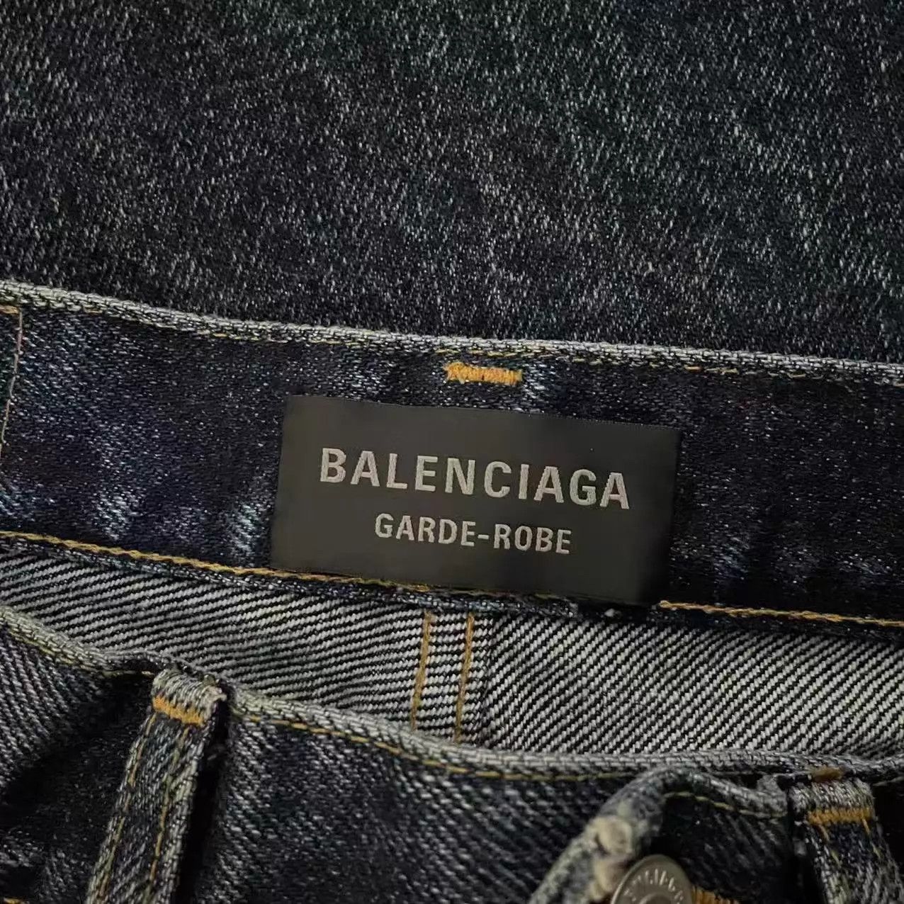 Balenciaga Balenciaga Garde-robe 23SS Worn Loose Denim Jeans Men Size US 30 / EU 46 - 4 Thumbnail