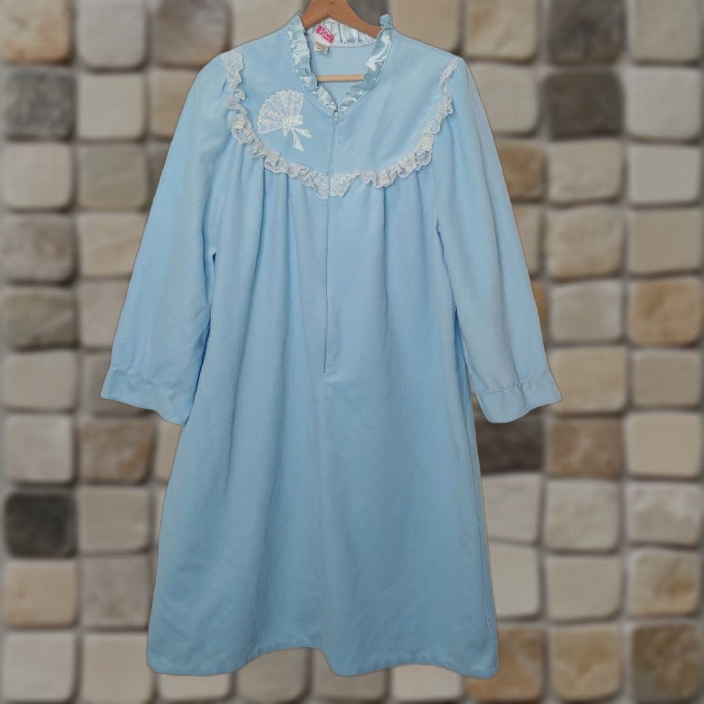 Vintage Vintage Regal Rose Womens M Nightgown Long Blue White Lace Fan Size ONE SIZE - 1 Thumbnail