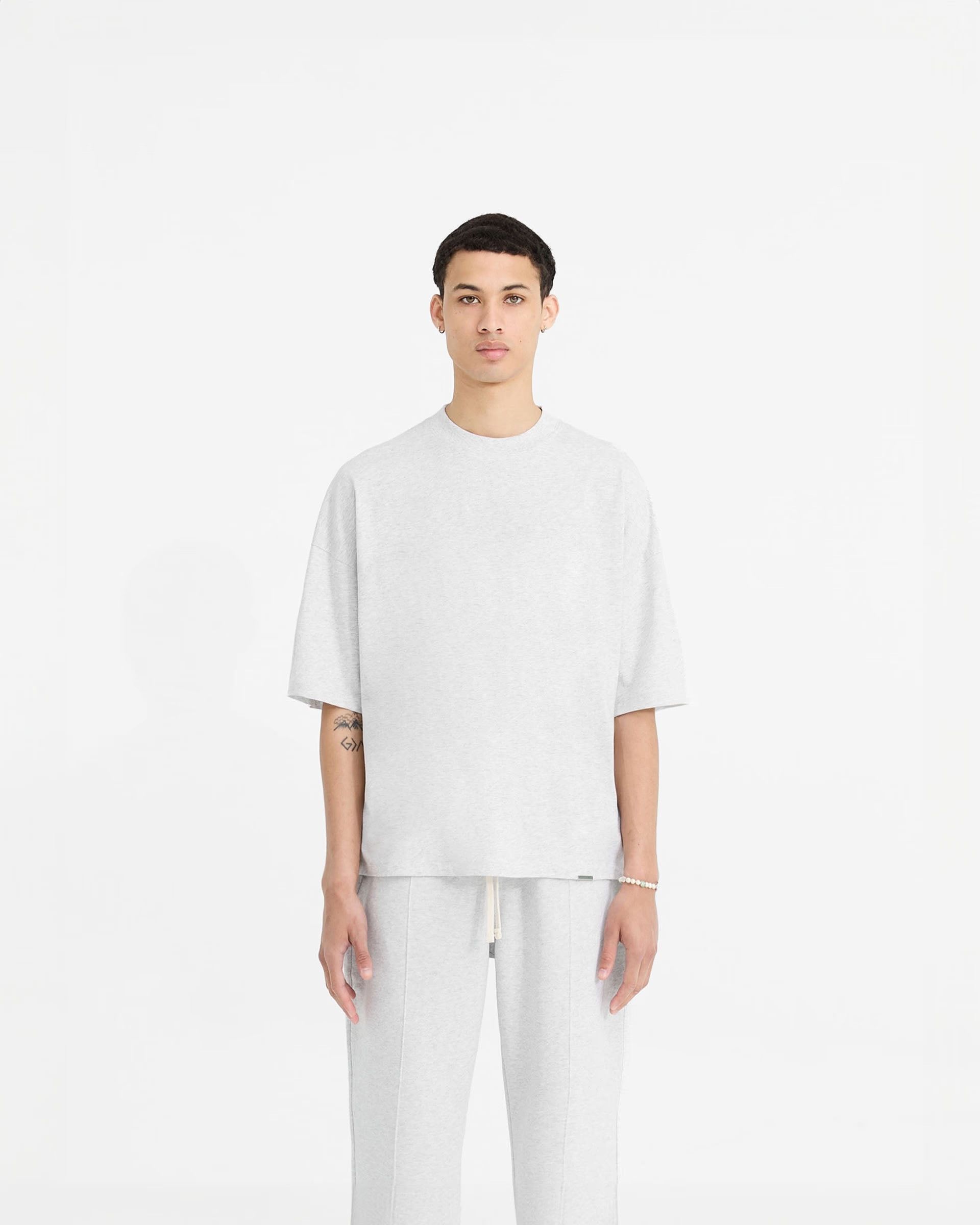 Represent Clo. Initial Boxy T-Shirt Size US XS / EU 42 / 0 - 2 Thumbnail