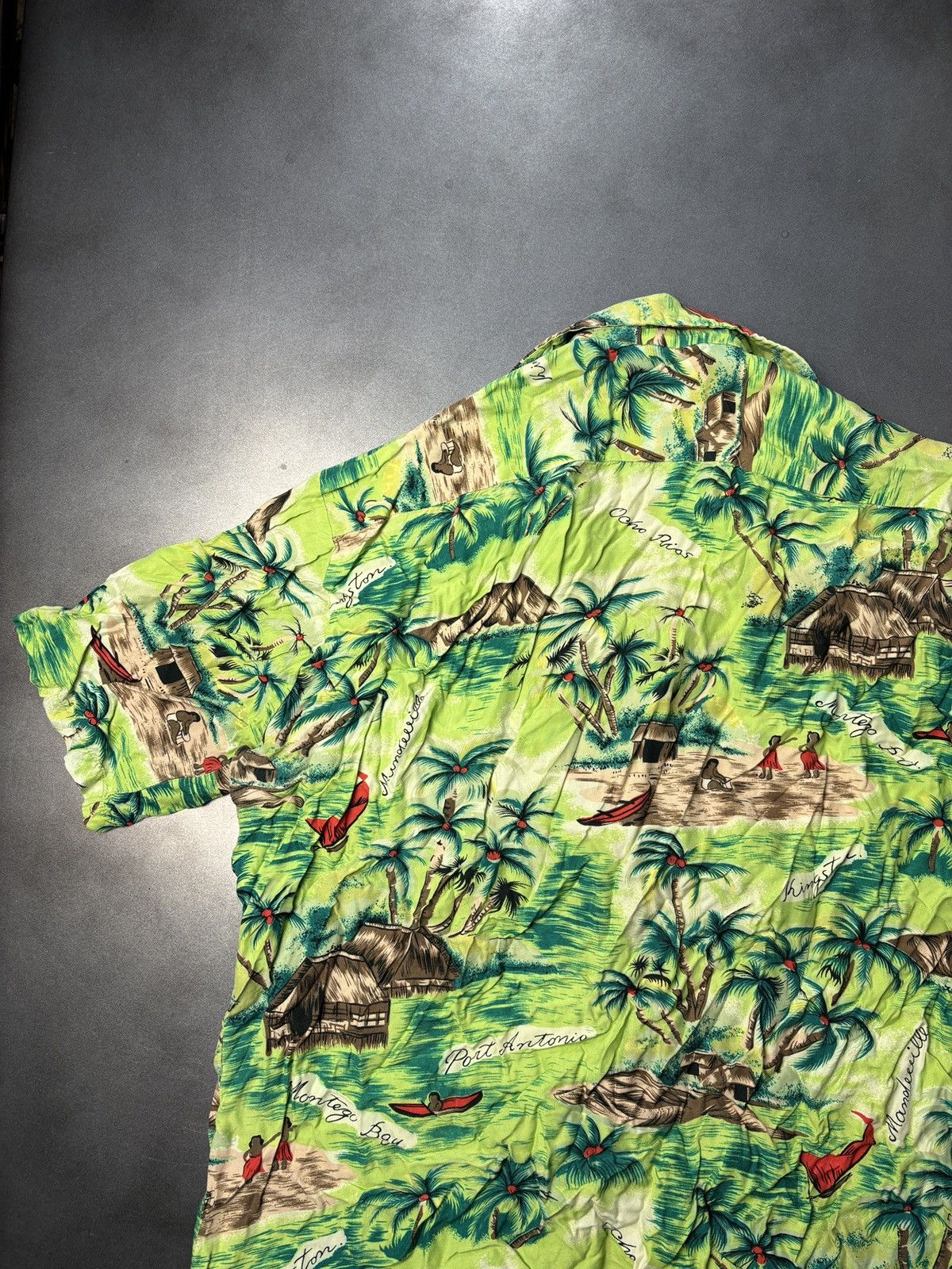 Vintage True Vintage Hawaiian Shirt ALP 1960s Polo Short Sleeve 60s Size US S / EU 44-46 / 1 - 7 Thumbnail