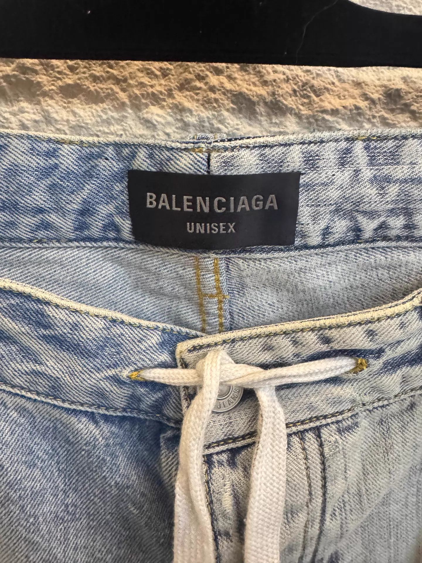 Balenciaga Balenciaga colorblocked drawstring distressed M loose jean Size 27" / US 4 / IT 40 - 2 Thumbnail