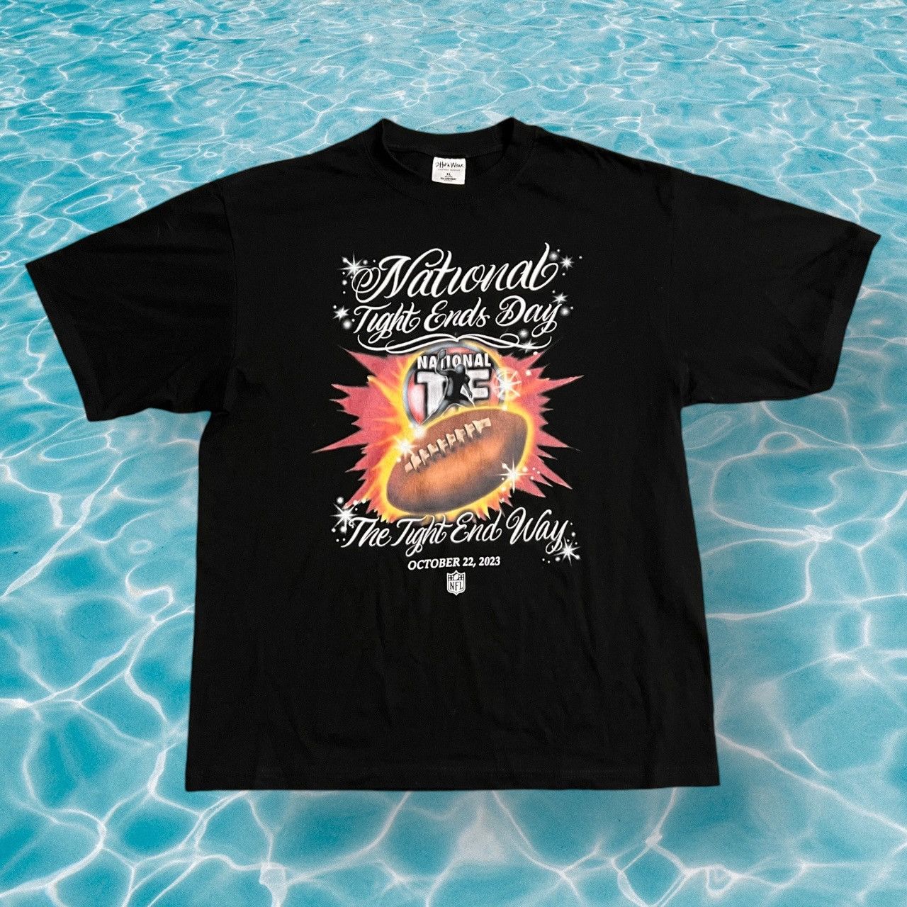 Japanese Brand × Supreme Sick oversized 2023 tight end day NFL airbrush tee Size US XL / EU 56 / 4 - 1 Thumbnail