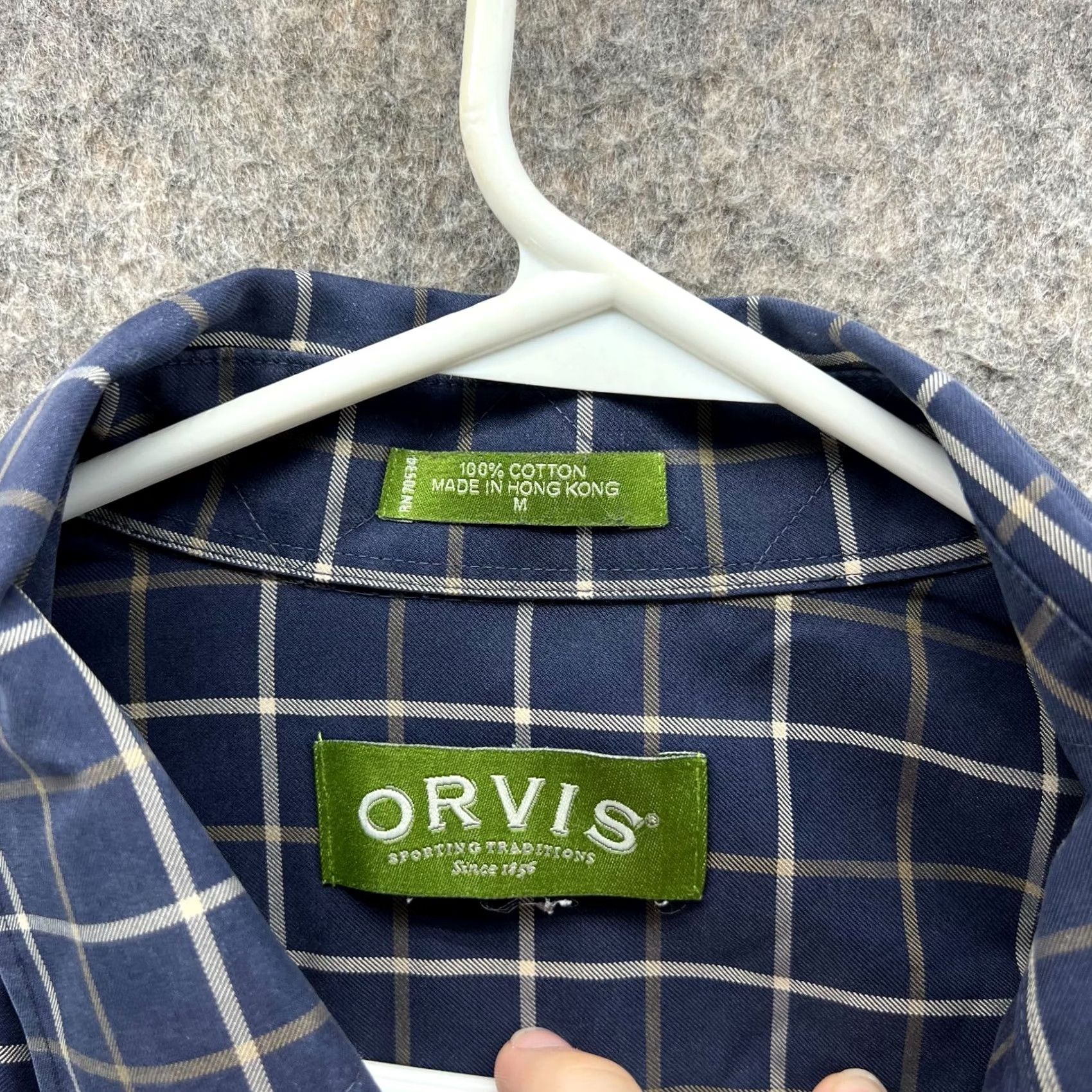Orvis Orvis Shirt Men Medium Adult Blue Navy Grid Check Button Up Oxford Cotton Vtg Size US M / EU 48-50 / 2 - 3 Thumbnail